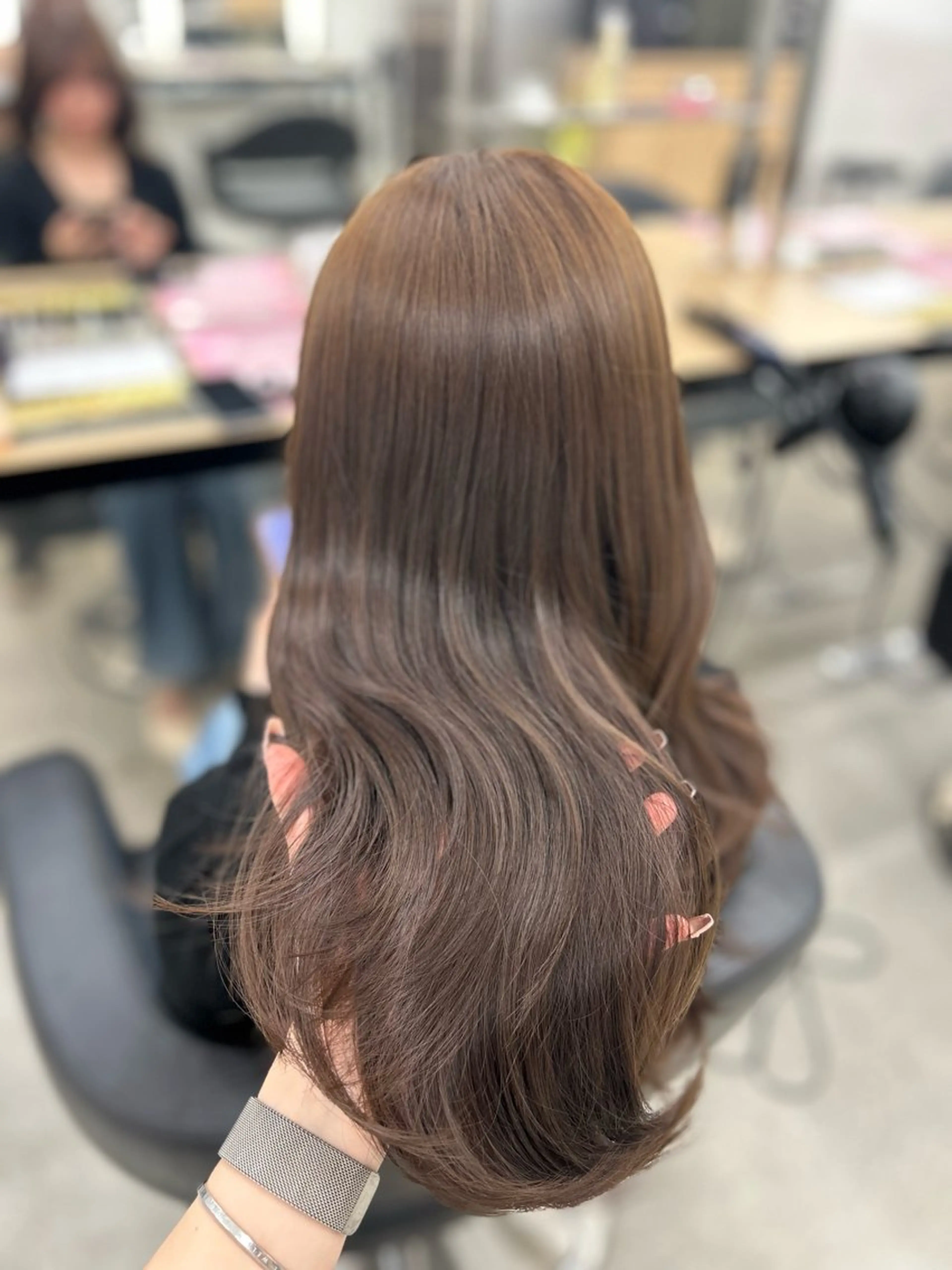 ロング カラー カット ヘアカラー トリートメント ヘアセット YUKA🤍ベージュ /ミルクティーのヘアスタイル