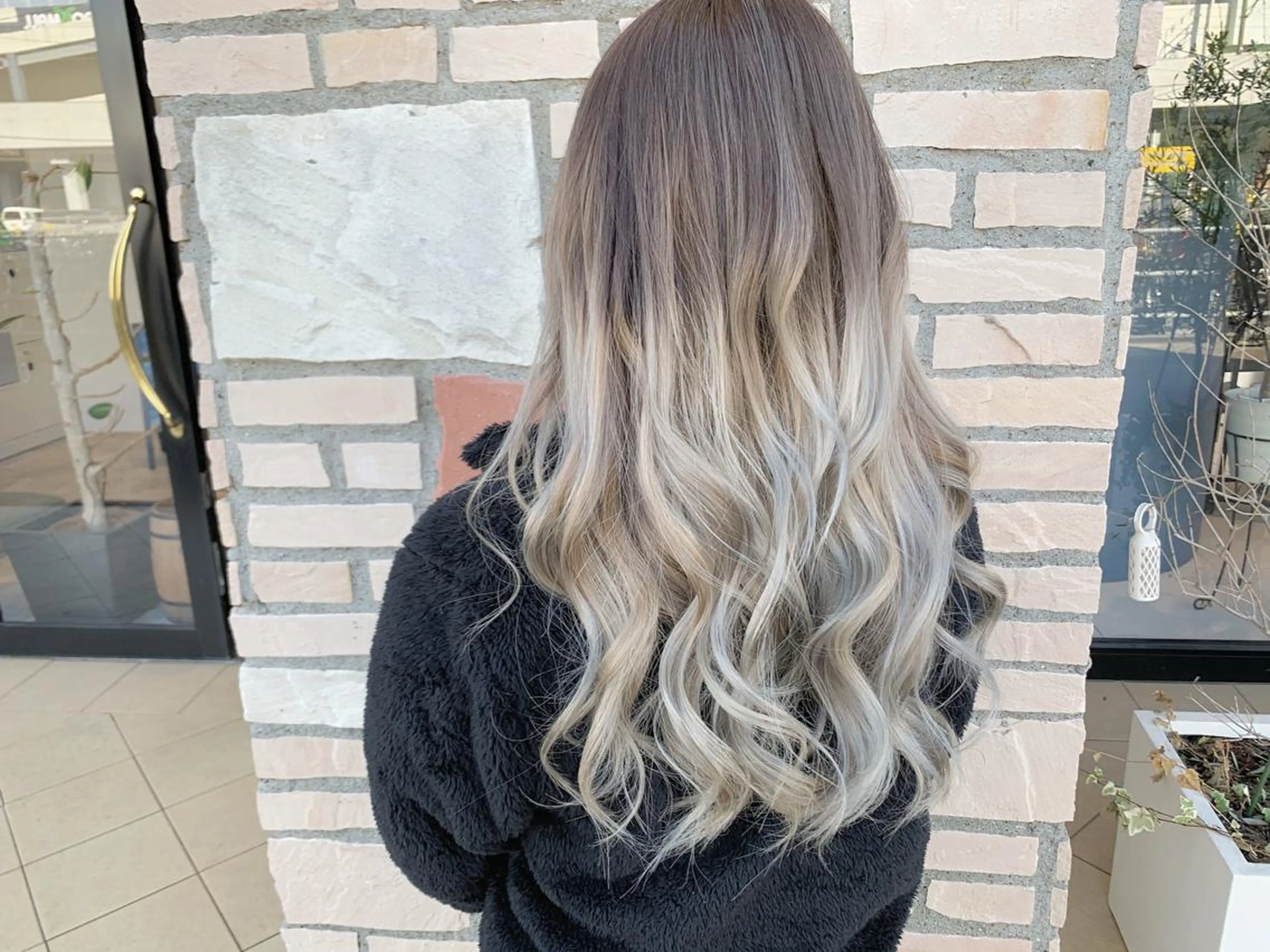 ミディアム ヘアカラー 高月 瞭のヘアスタイル