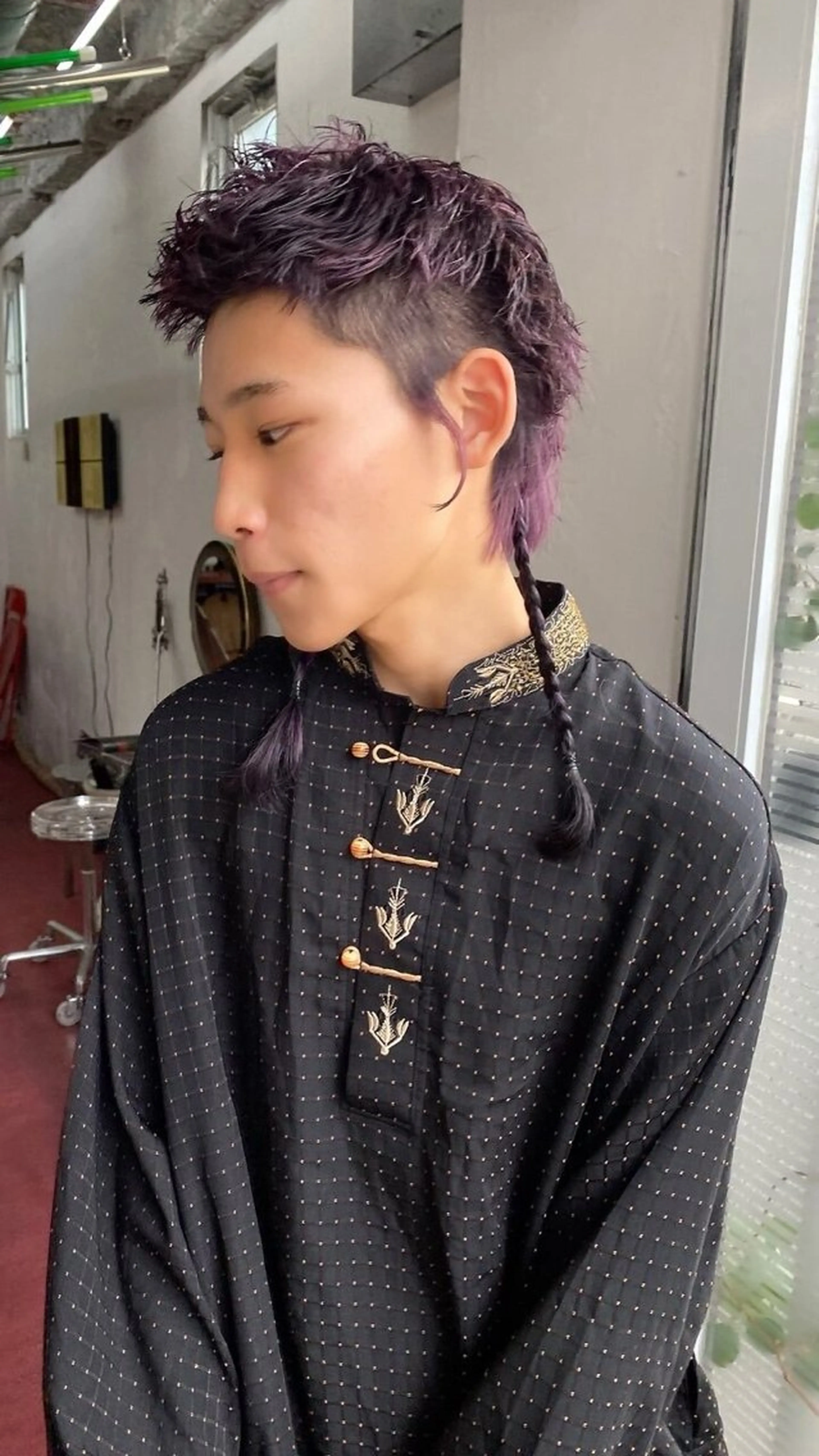 ミディアム カラー qiie/ワンカラー メンズカット/カラーのヘアスタイル