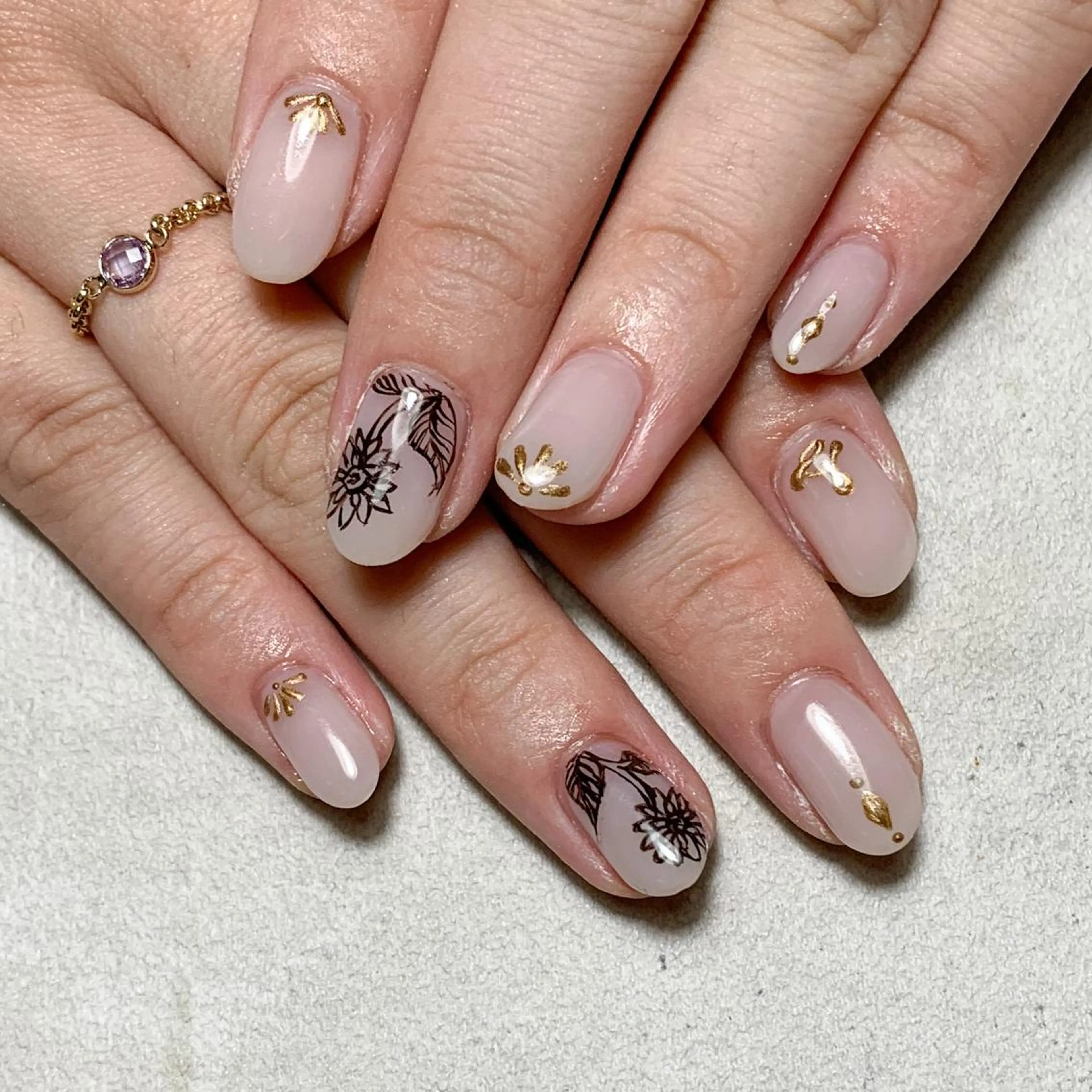 ネイル FIORITURA aiのネイルデザイン