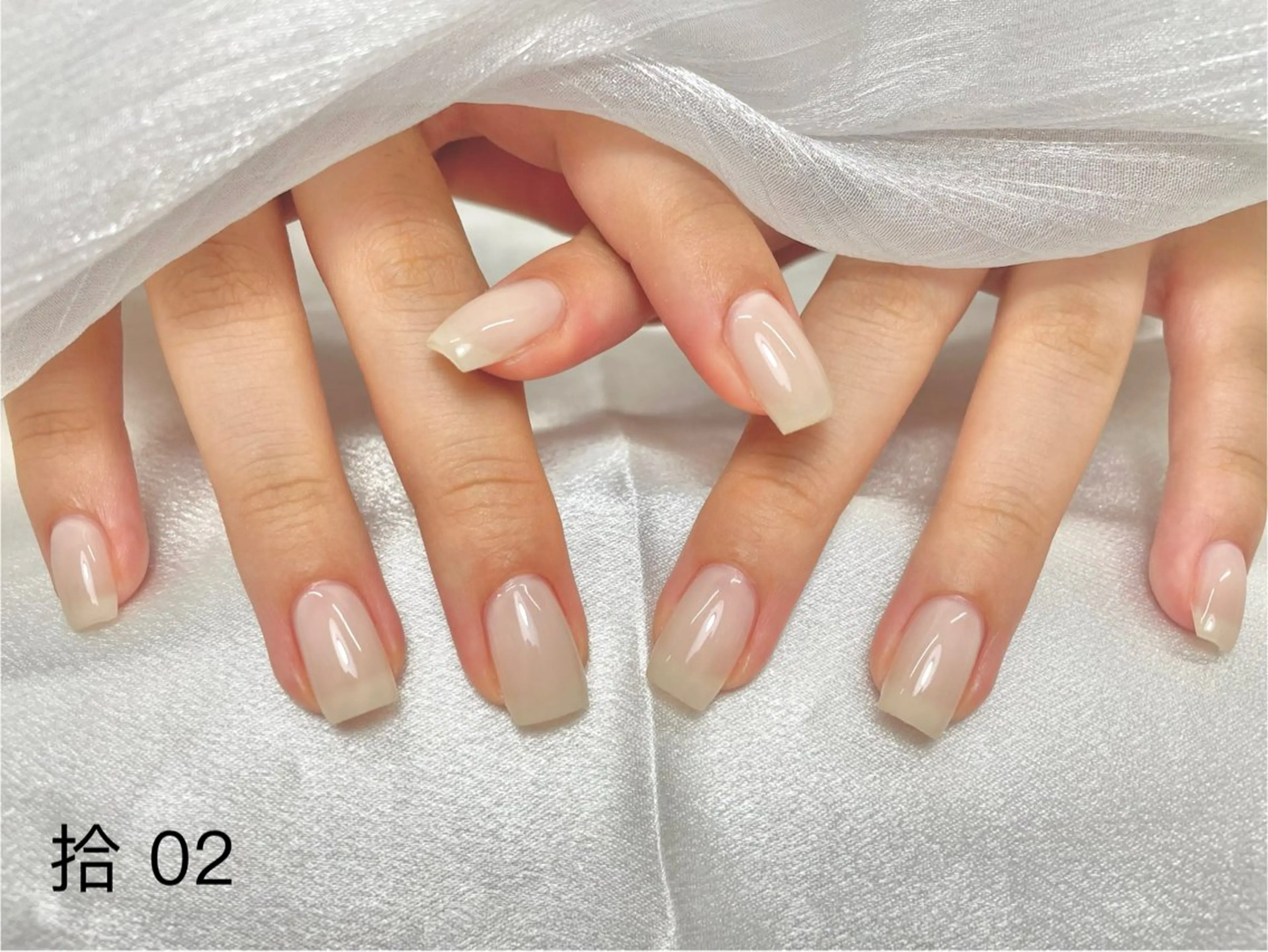 ネイル ワンカラーネイル 夏 目のネイルデザイン