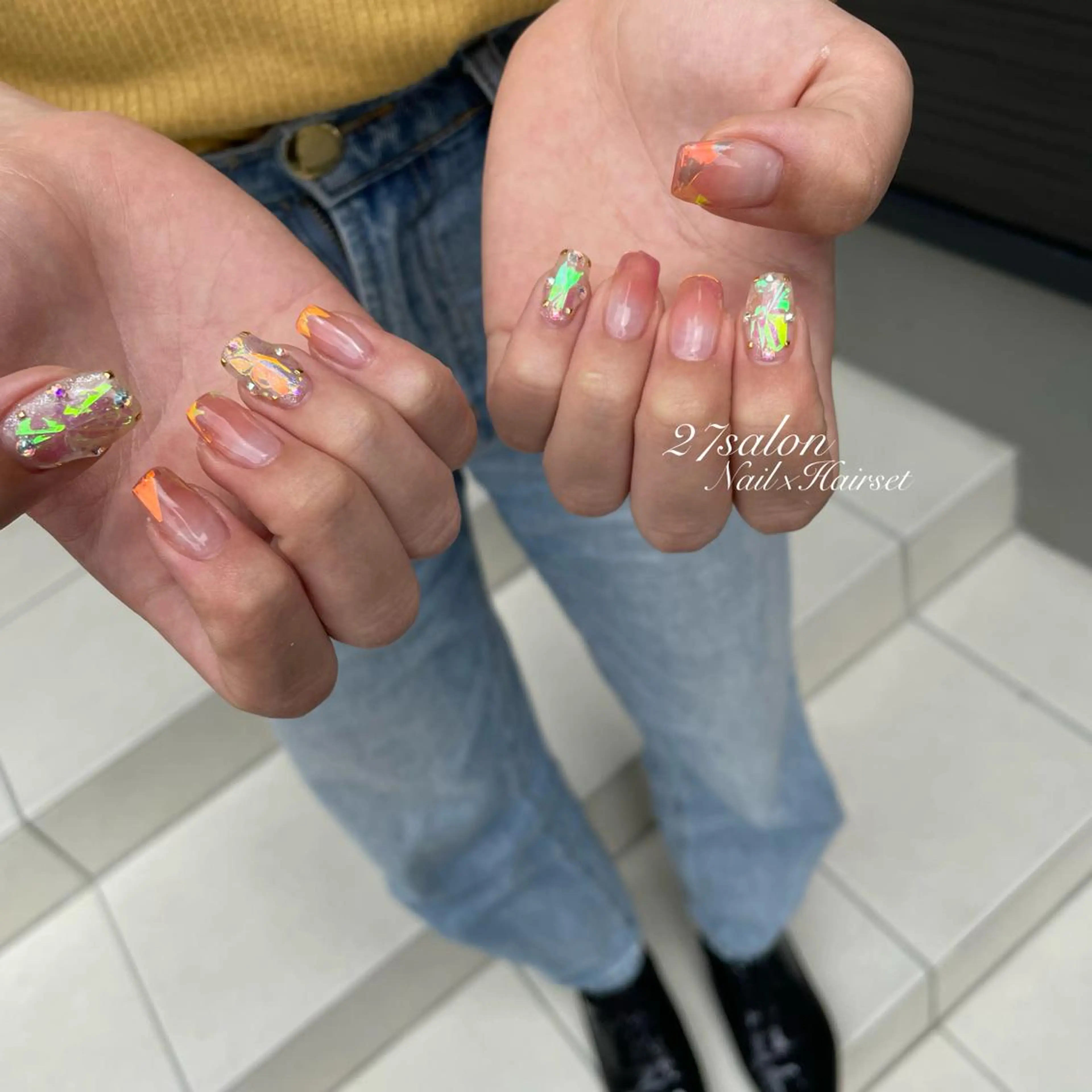 ネイル オーロラネイル 氷ネイル・うるうるネイル 27salon yuinaのネイルデザイン