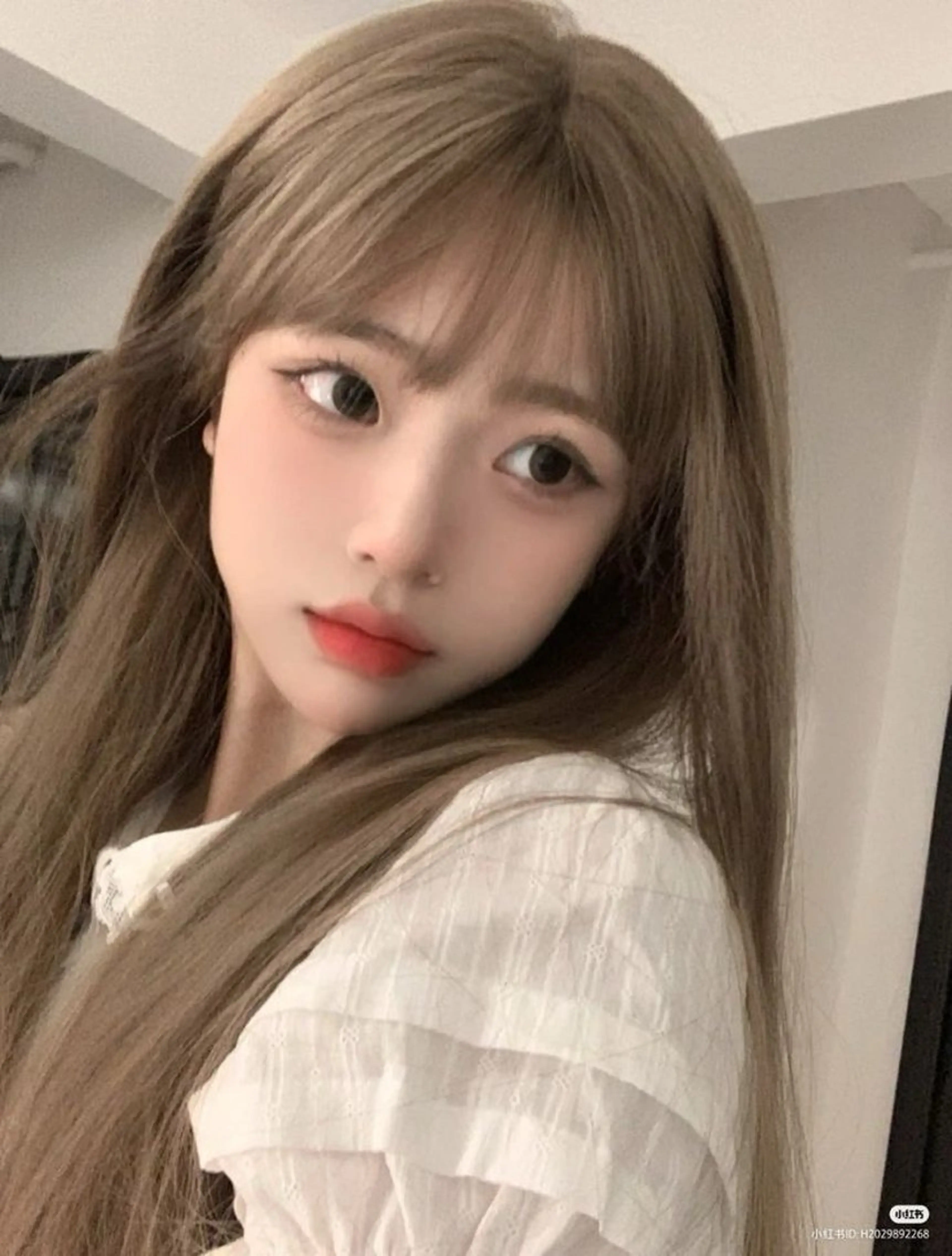 カラー ハイトーン/ベージュ デザイン/りくとのヘアスタイル