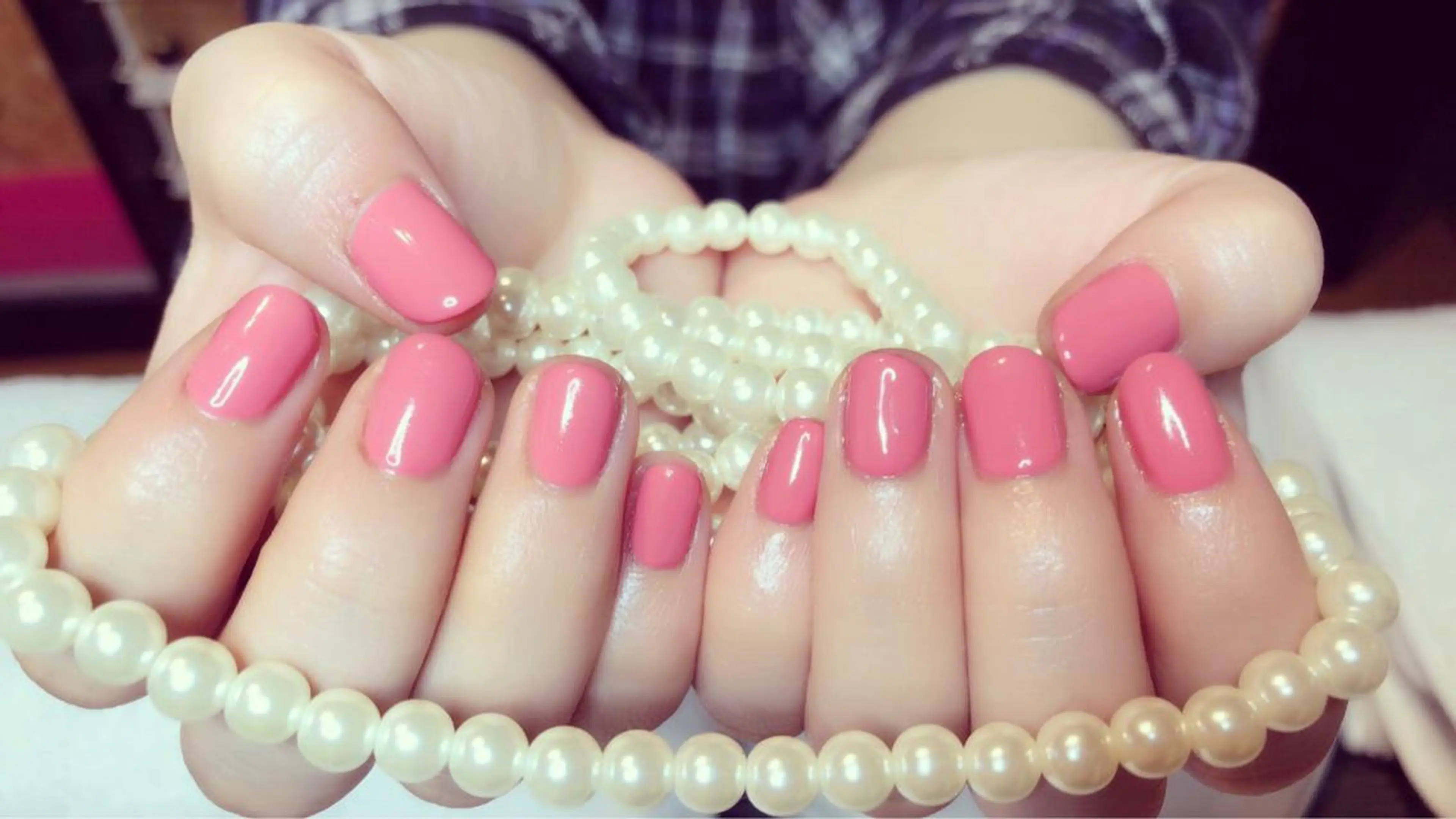 ミディアム ネイル 長さ出し専門 nynaのネイルデザイン