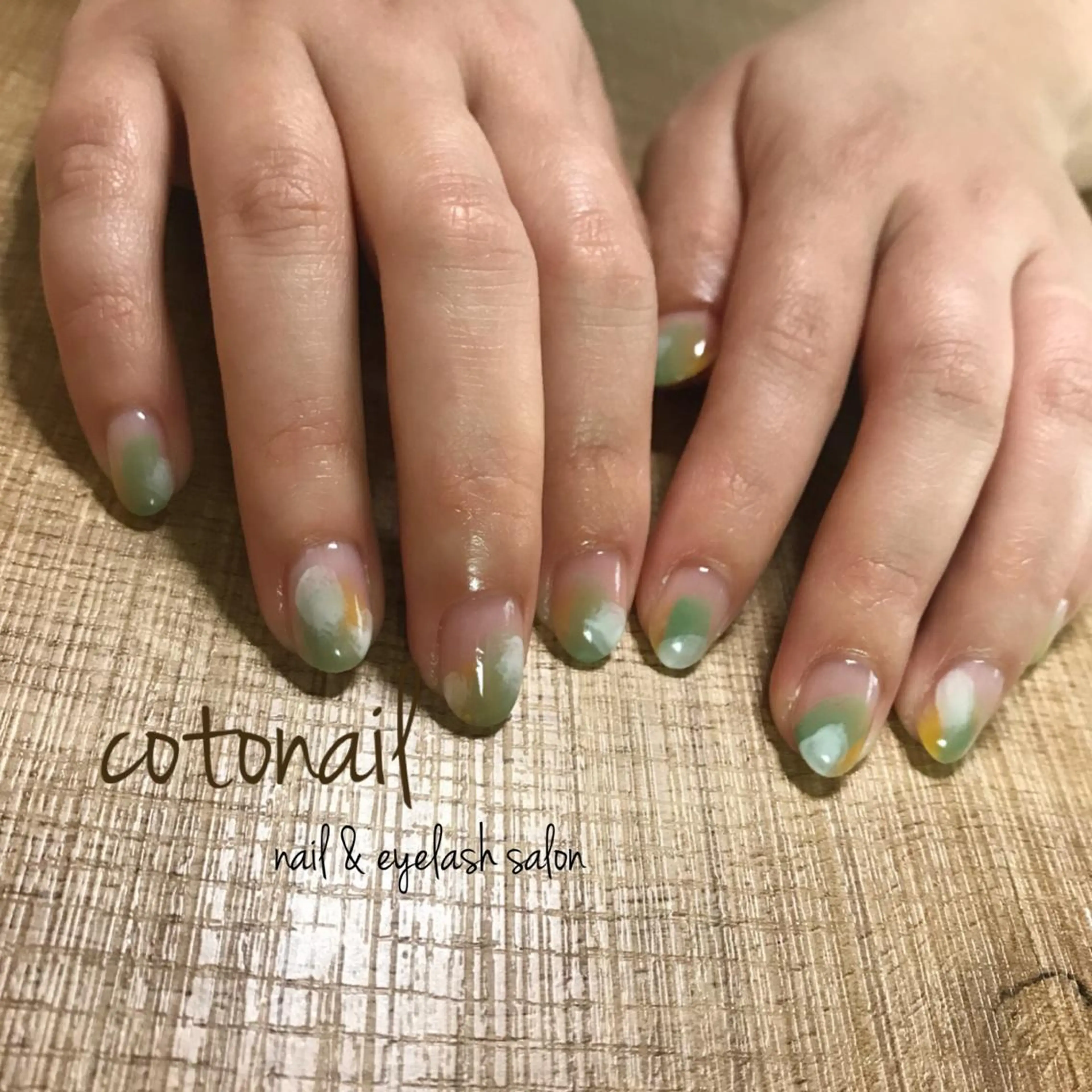 ショート ネイル アートネイル ハンドネイル ツメトマツゲ .のネイルデザイン