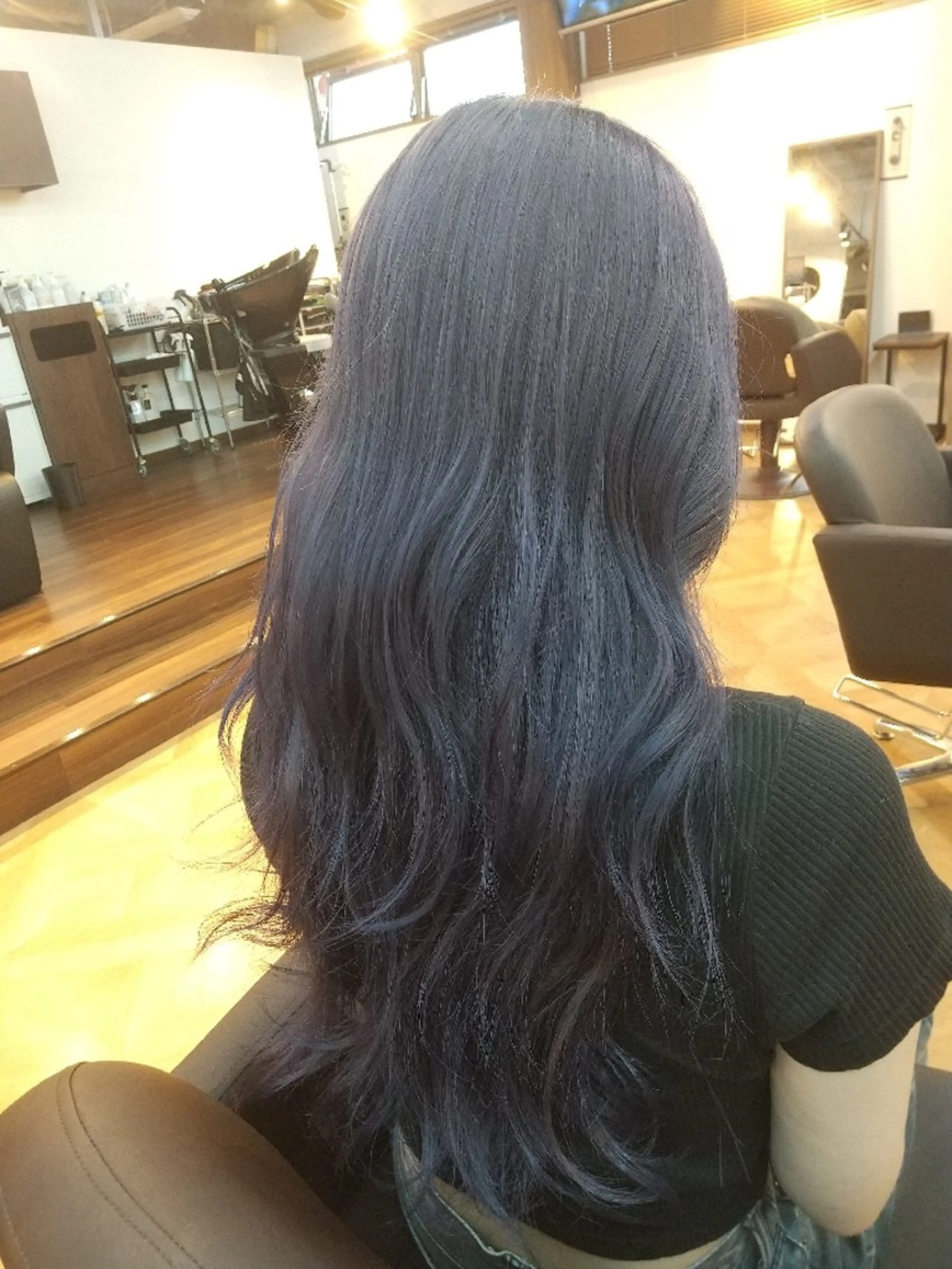 ロング カラー パープルカラー 久村 奈菜のヘアスタイル