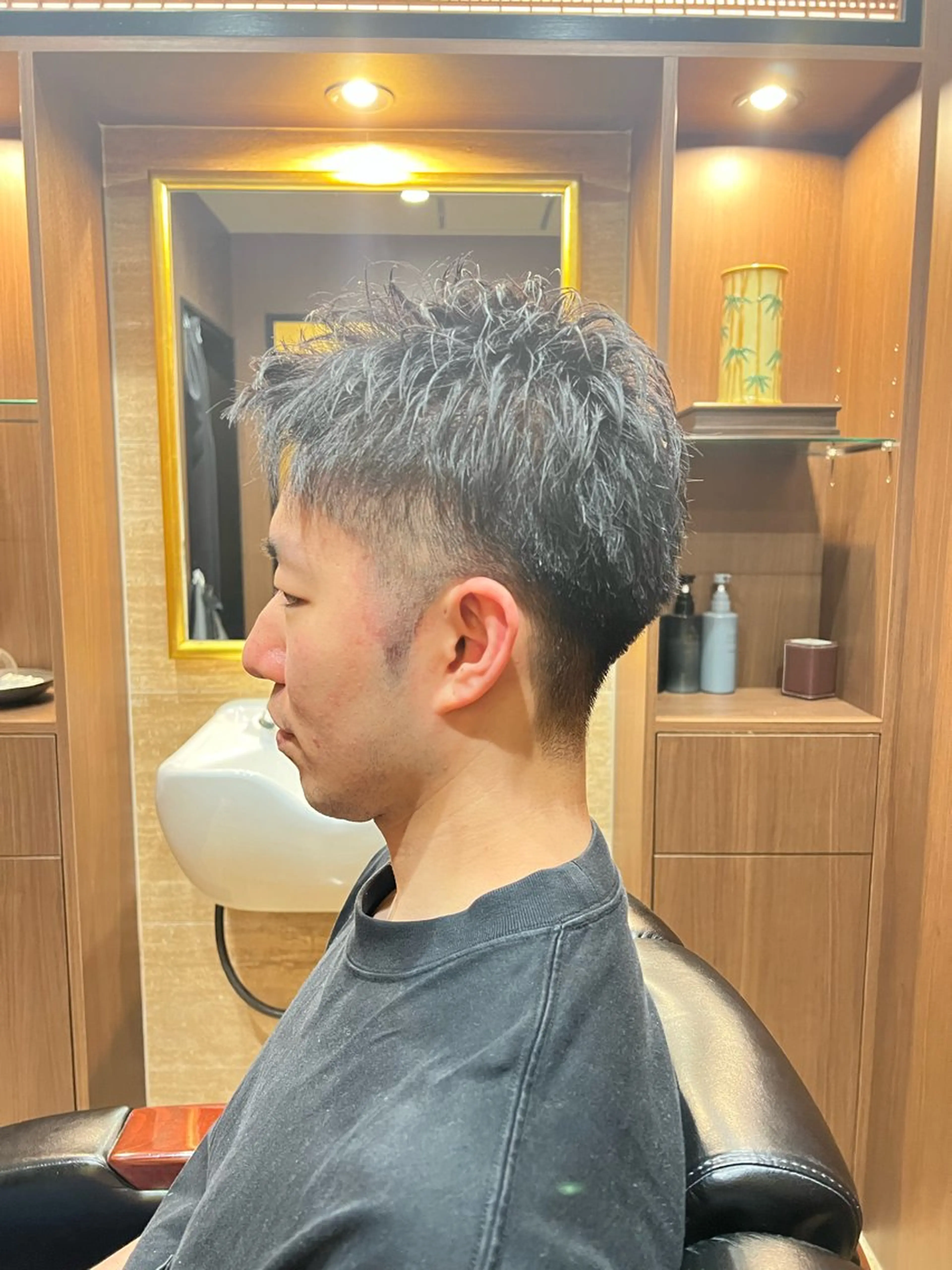 ショート ヒロ銀座バーバーショップ丸の内所属・秋山 琳太のヘアスタイル