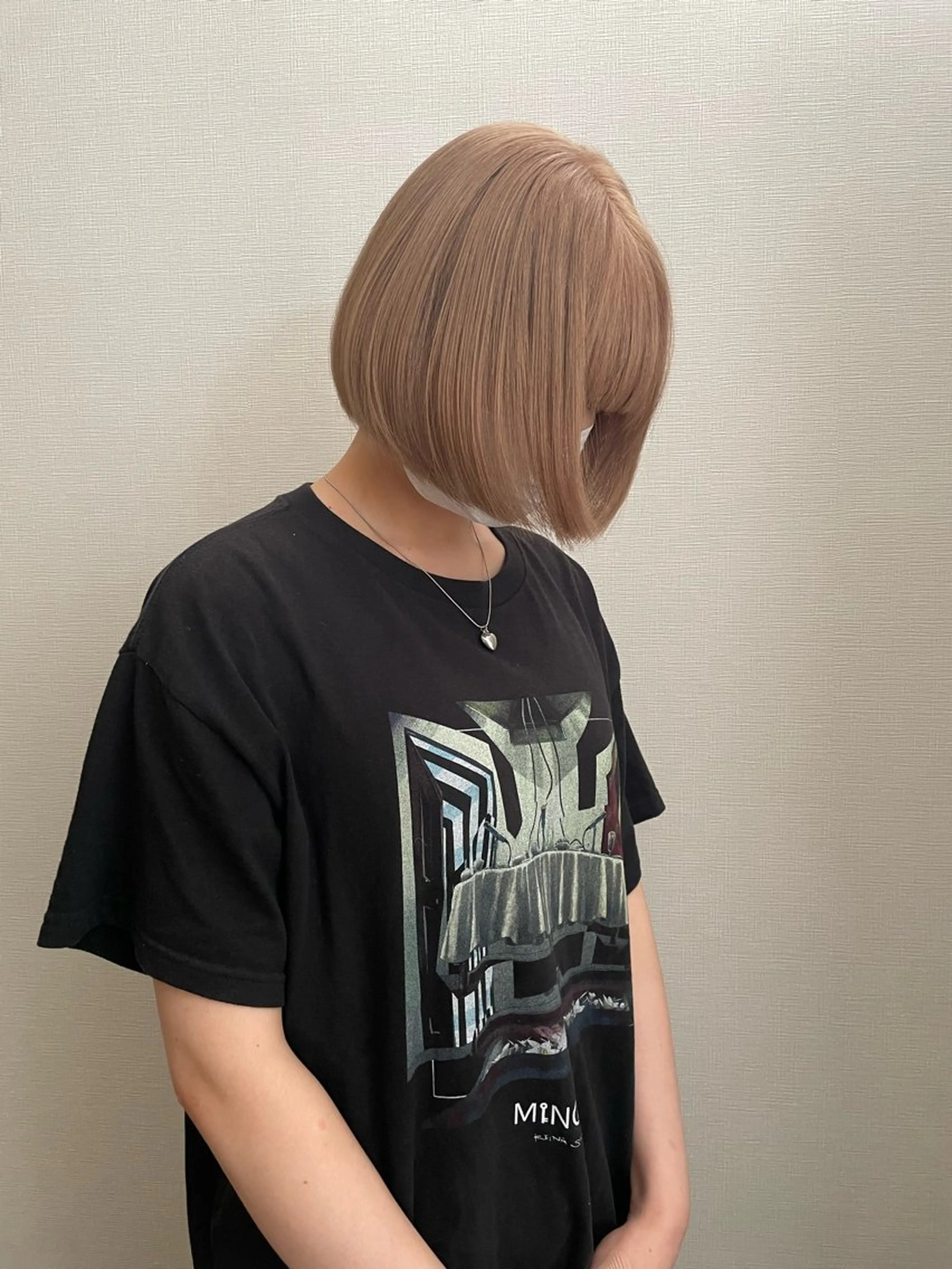 ショート カラー ボブ カット ヘアカラー moe🥣ﾚｲﾔｰ ｶｯﾄ/透明感ｶﾗｰのヘアスタイル
