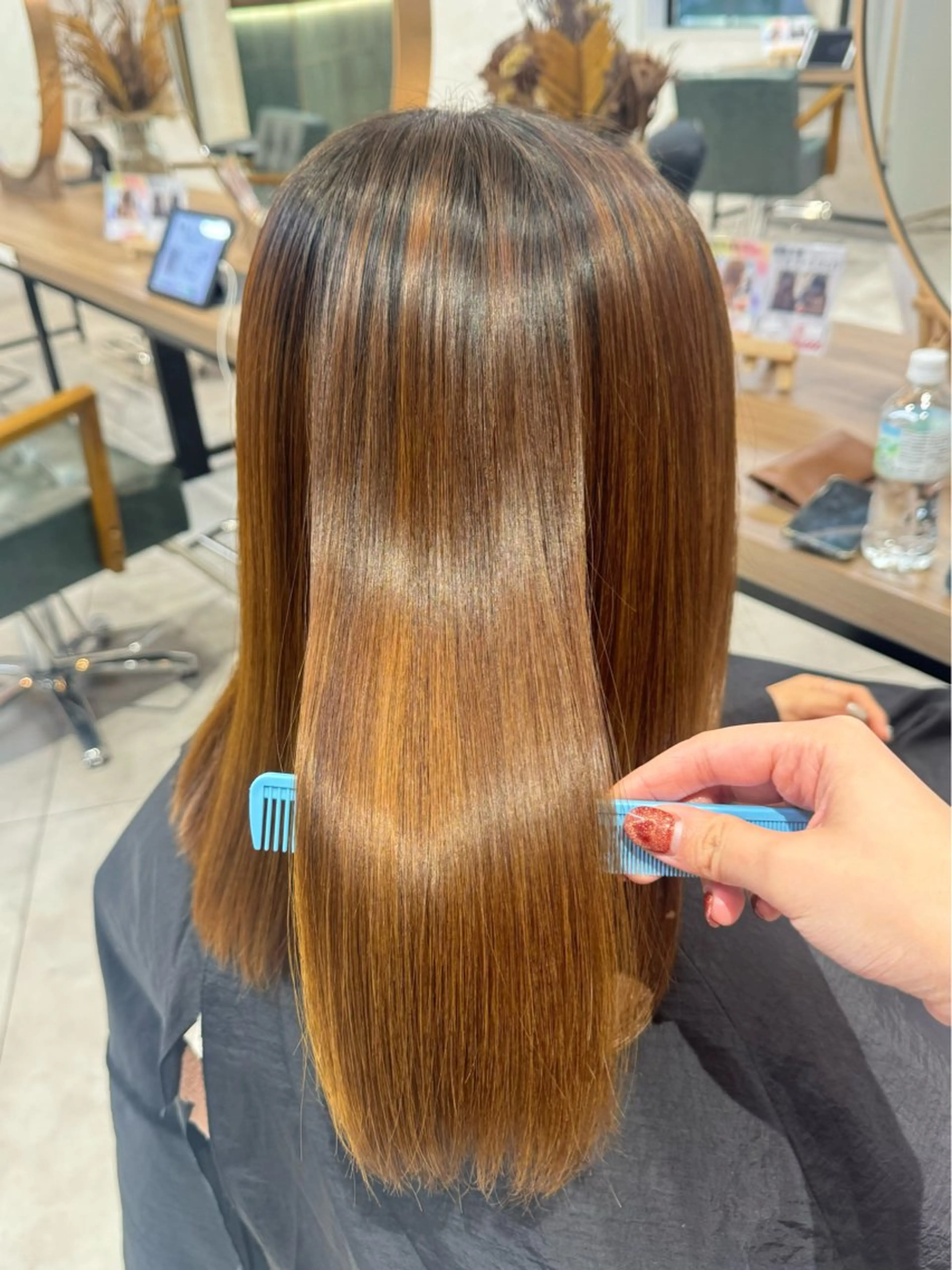 ミディアム 縮毛矯正 カット ヘアカラー 縮毛矯正 髪質改善/レイヤー/ 🐣kokoro🌸のヘアスタイル