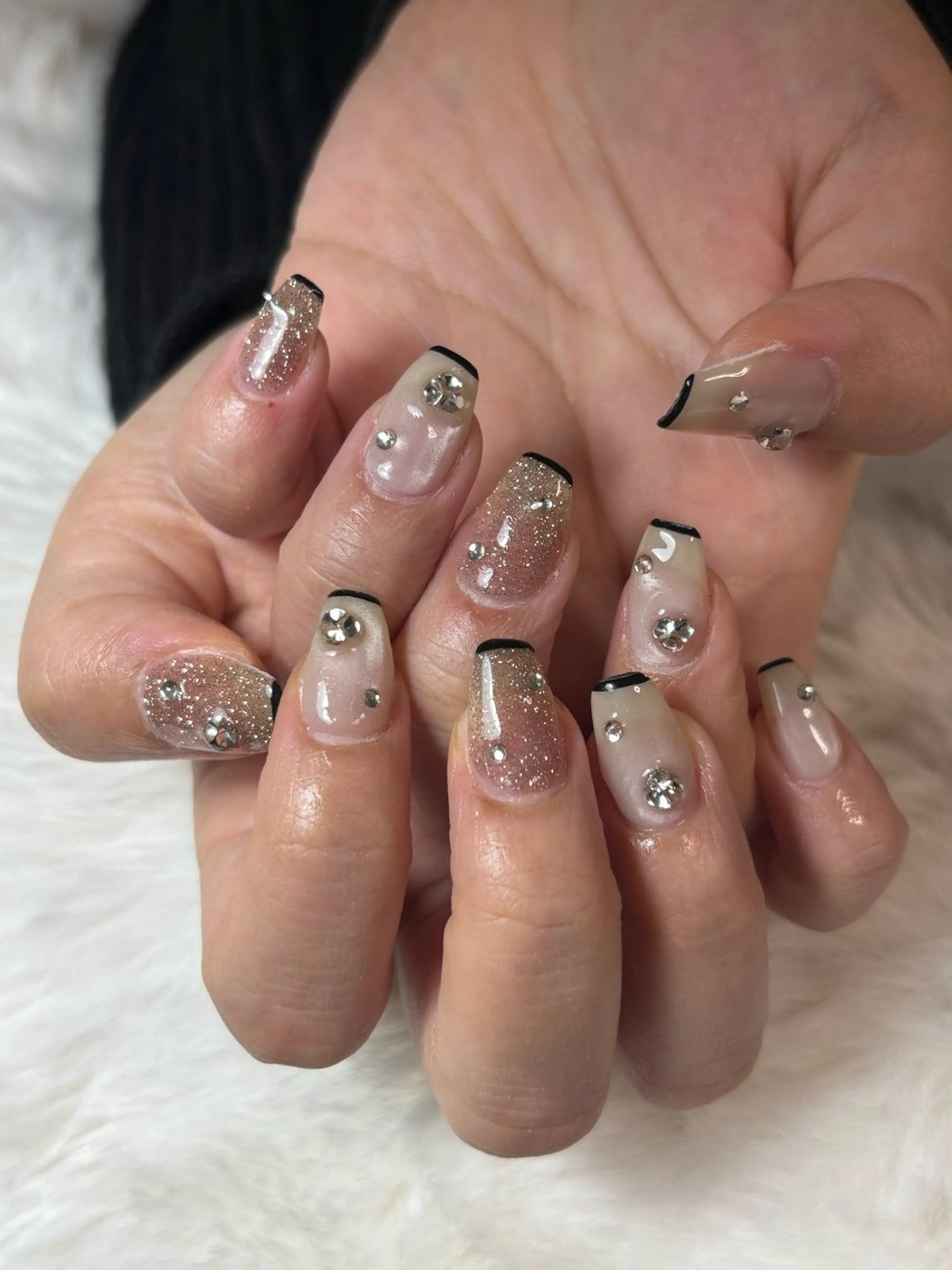 ネイル 持ち込み 三本 綾奈のネイルデザイン