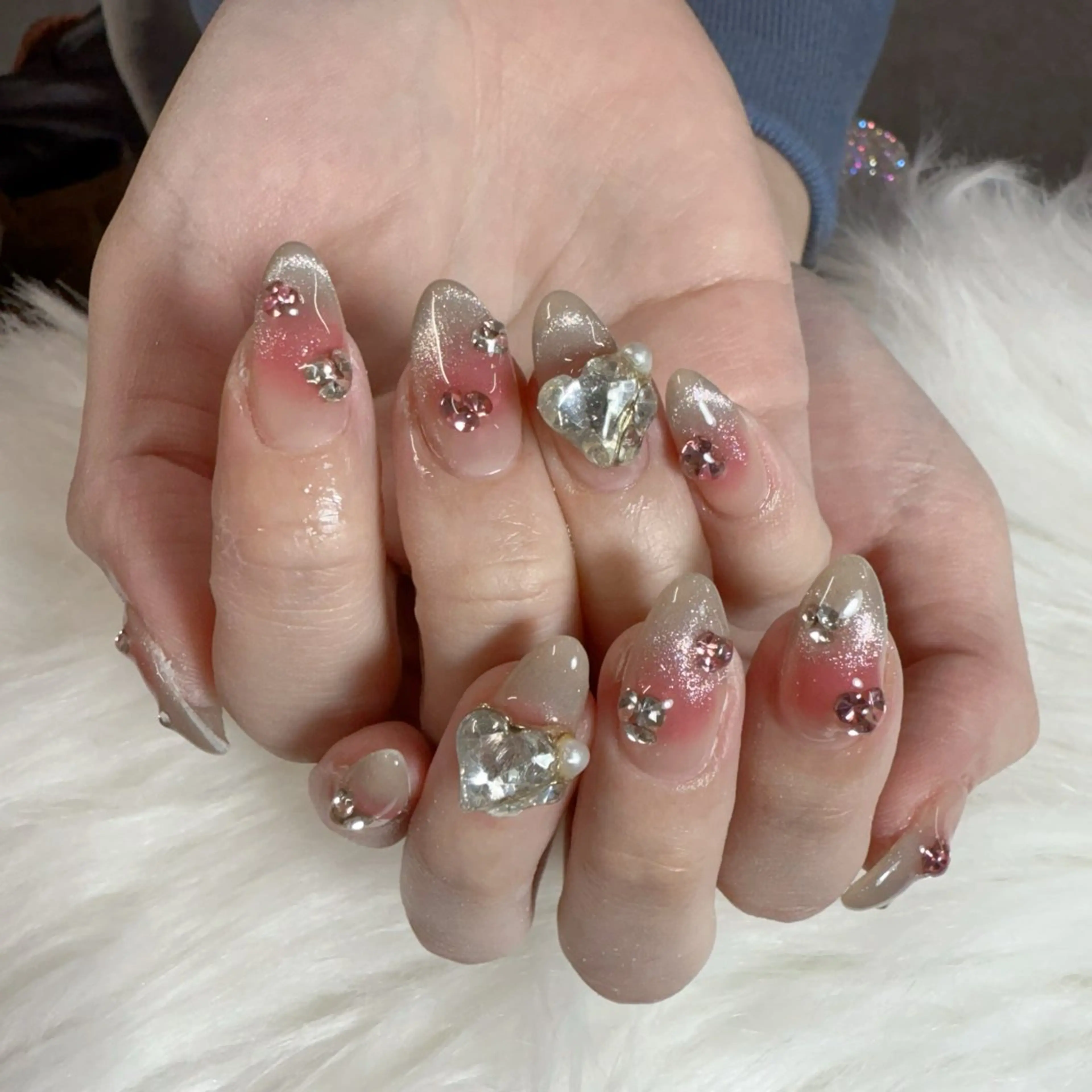 ネイル ハンドネイル 🎀nana🫧 ワンホンネイル🎀のネイルデザイン