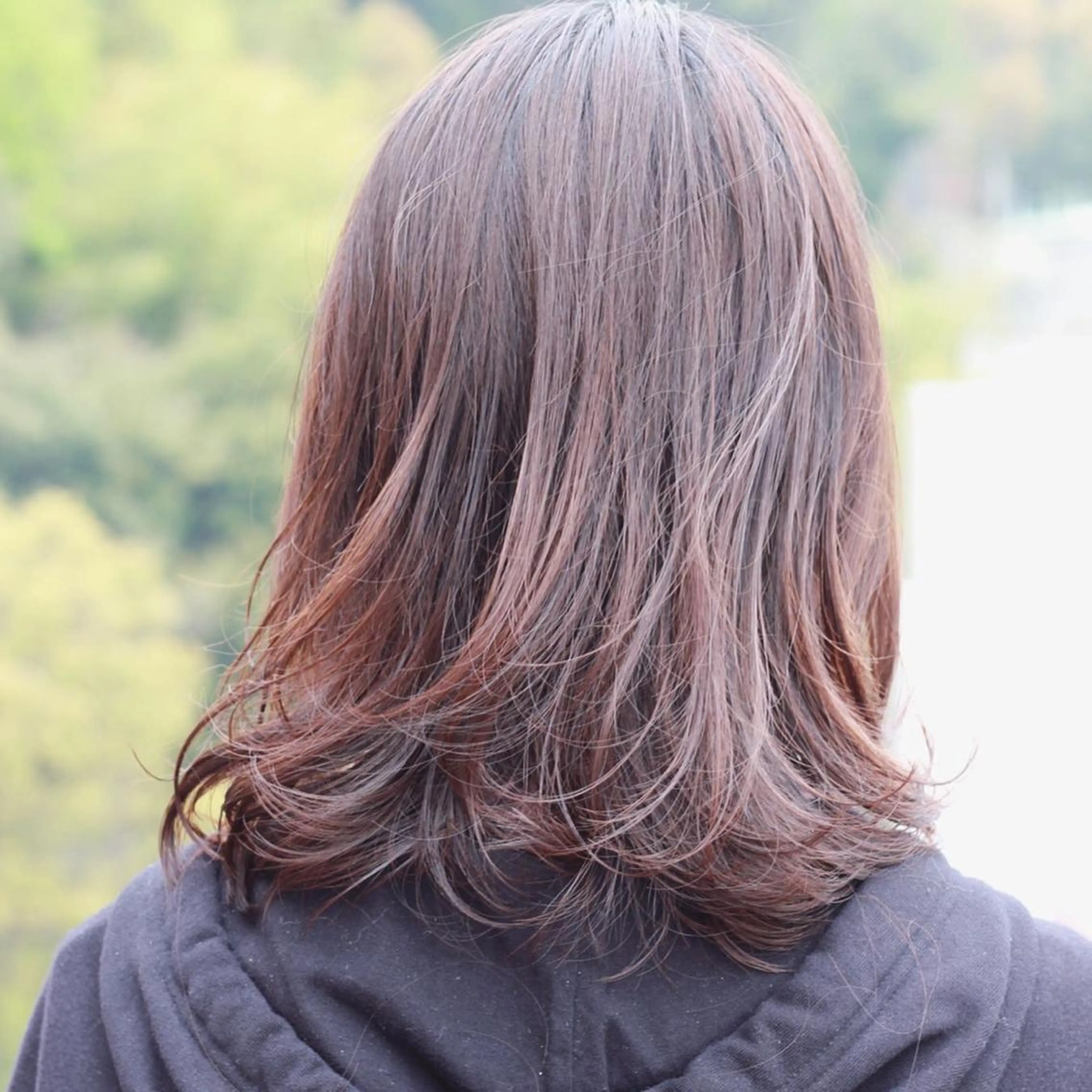 ミディアム パーマ ミディアムパーマ カット ヘアカラー Viage （ビアージュ）のヘアスタイル