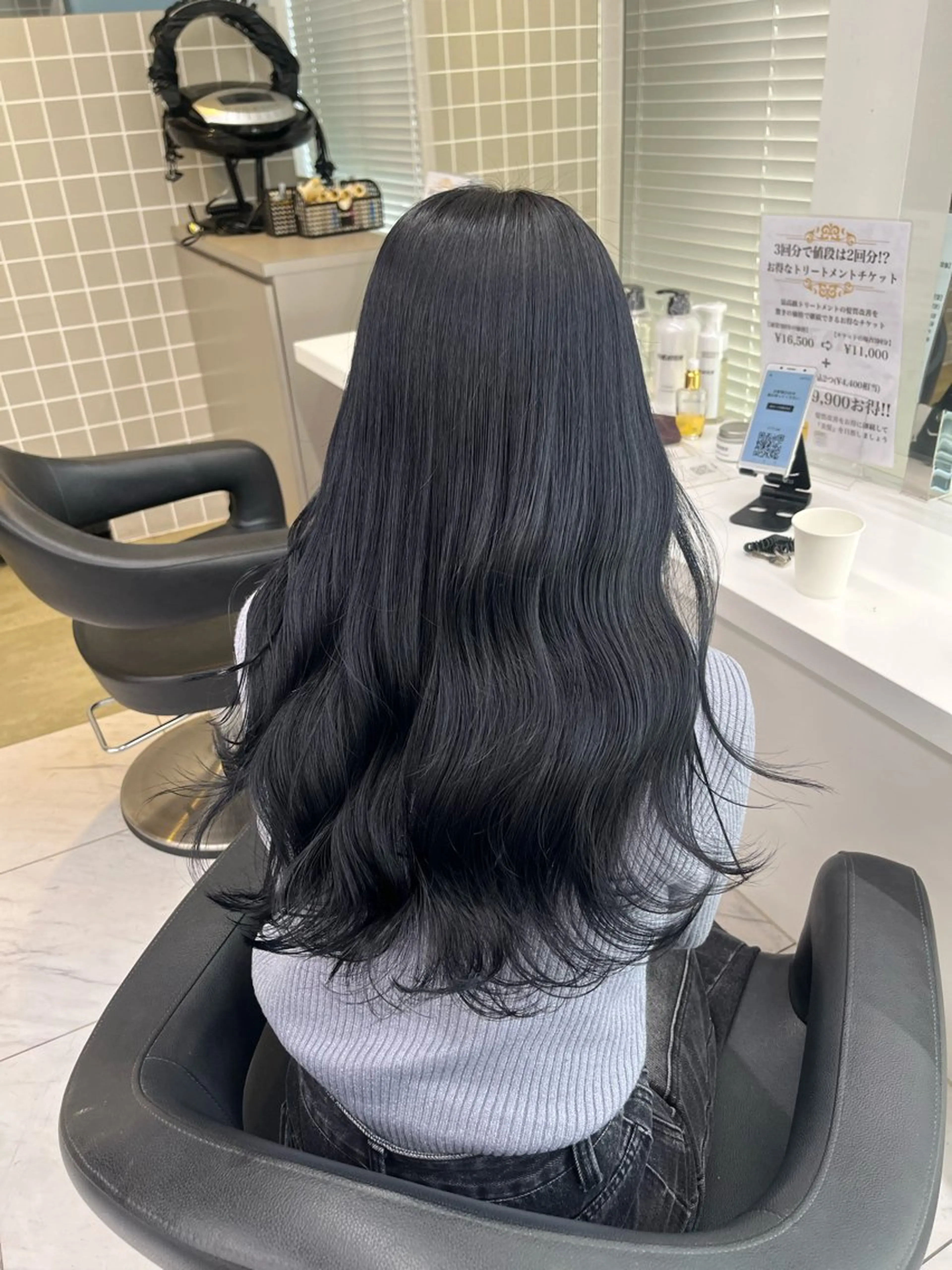 ロング ヘアカラー トリートメント ヘッドスパ ヘアセット 寒色＆ブリーチ特化 寒色MiOのヘアスタイル