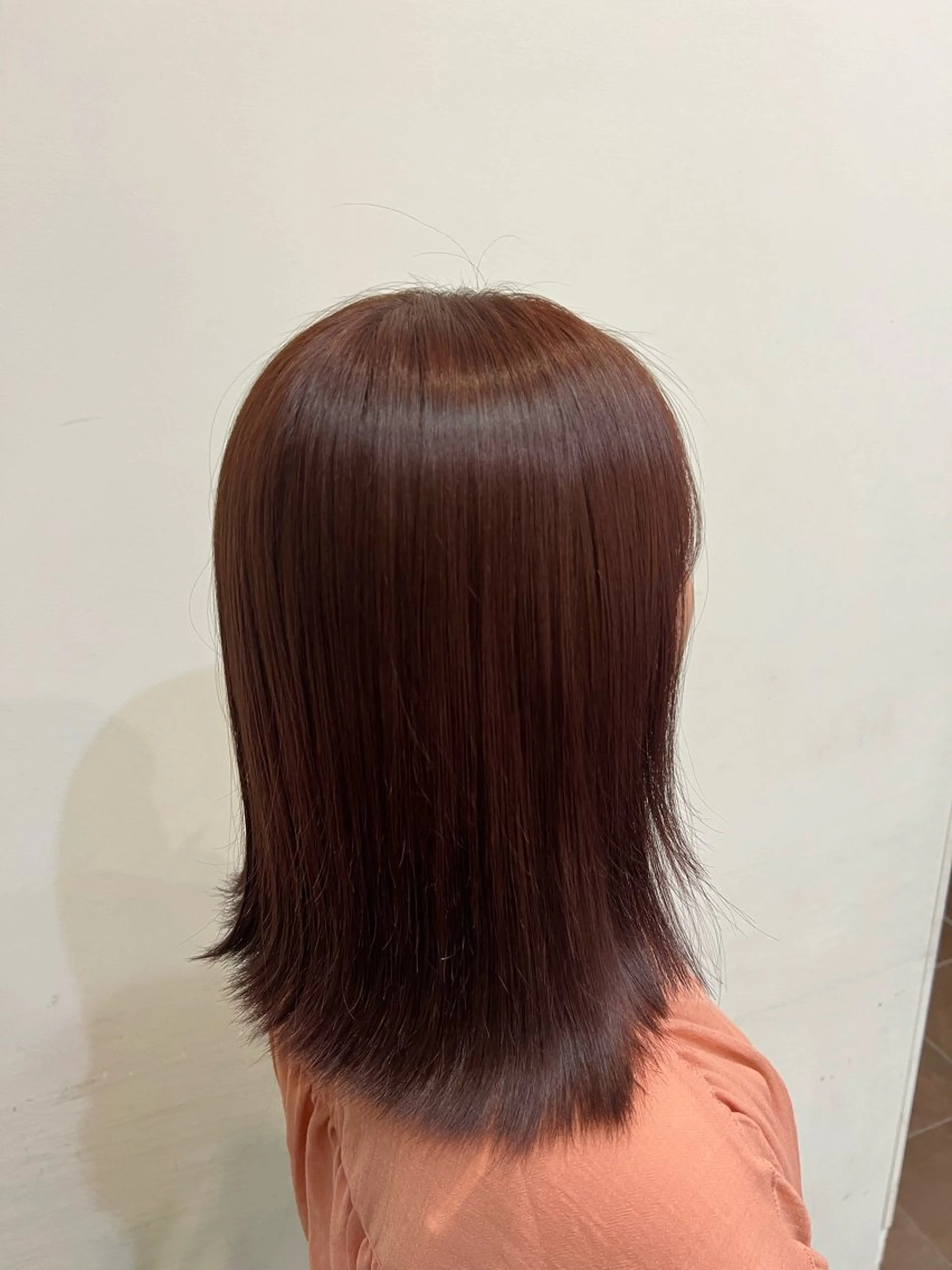 ミディアム カラー 上村 音寧のヘアスタイル