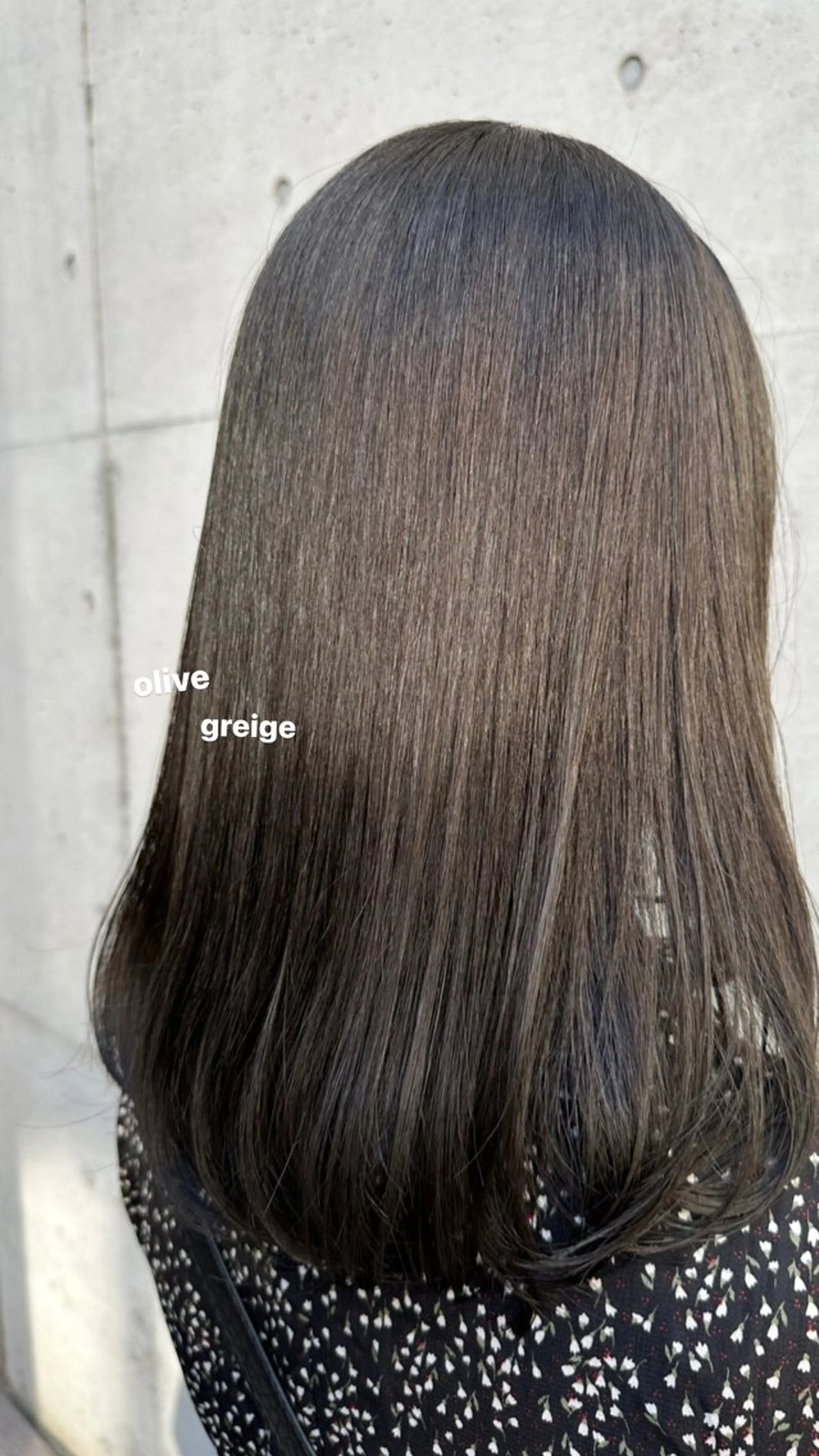 セミロング カラー v-lab studio所属・韓国レイヤーカット/ 艶カラー/ noaのヘアスタイル