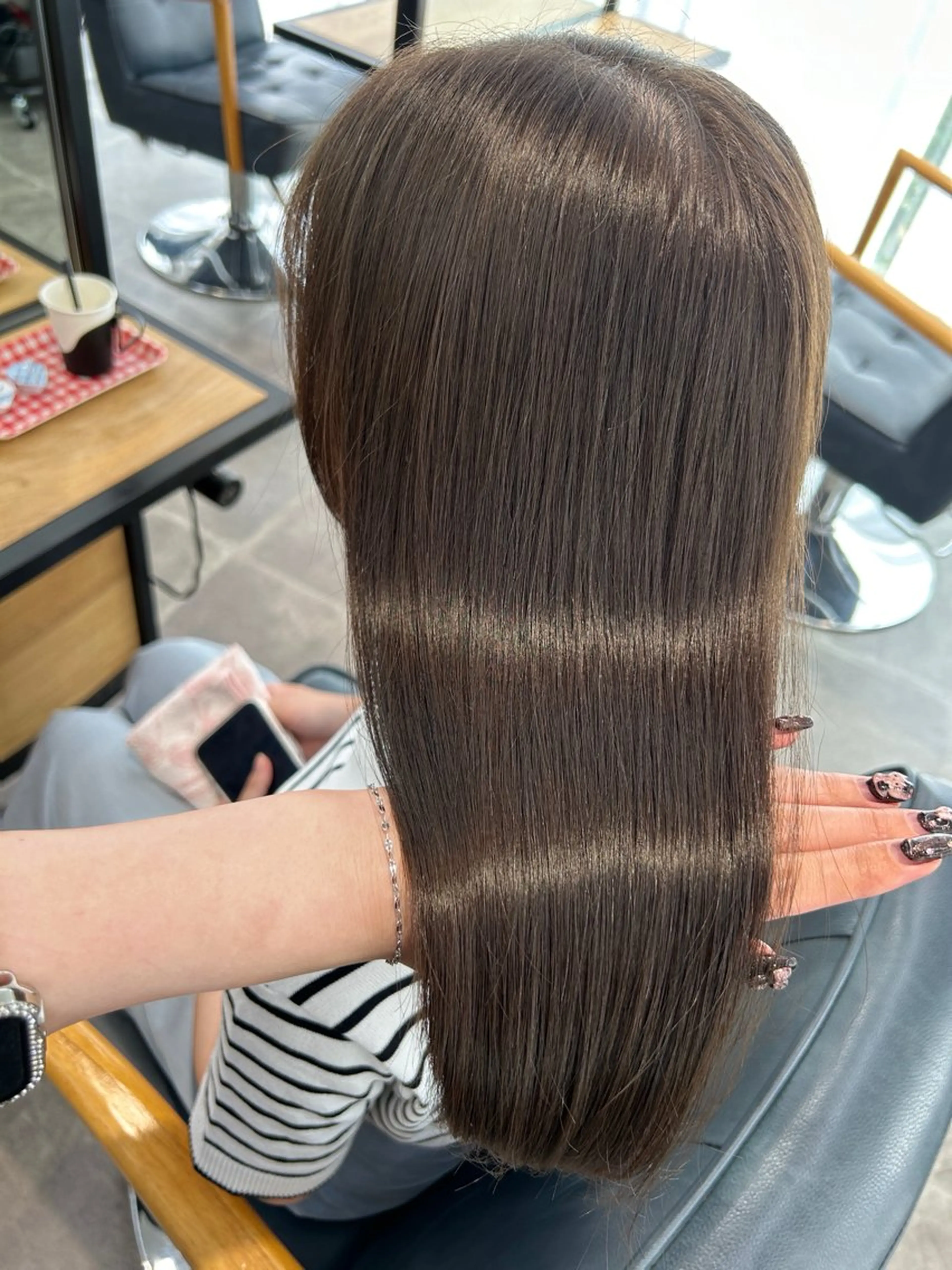 ロング カラー ヘアカラー トリートメント newi梅田🫧韓国 ヘア🫧sakiのヘアスタイル