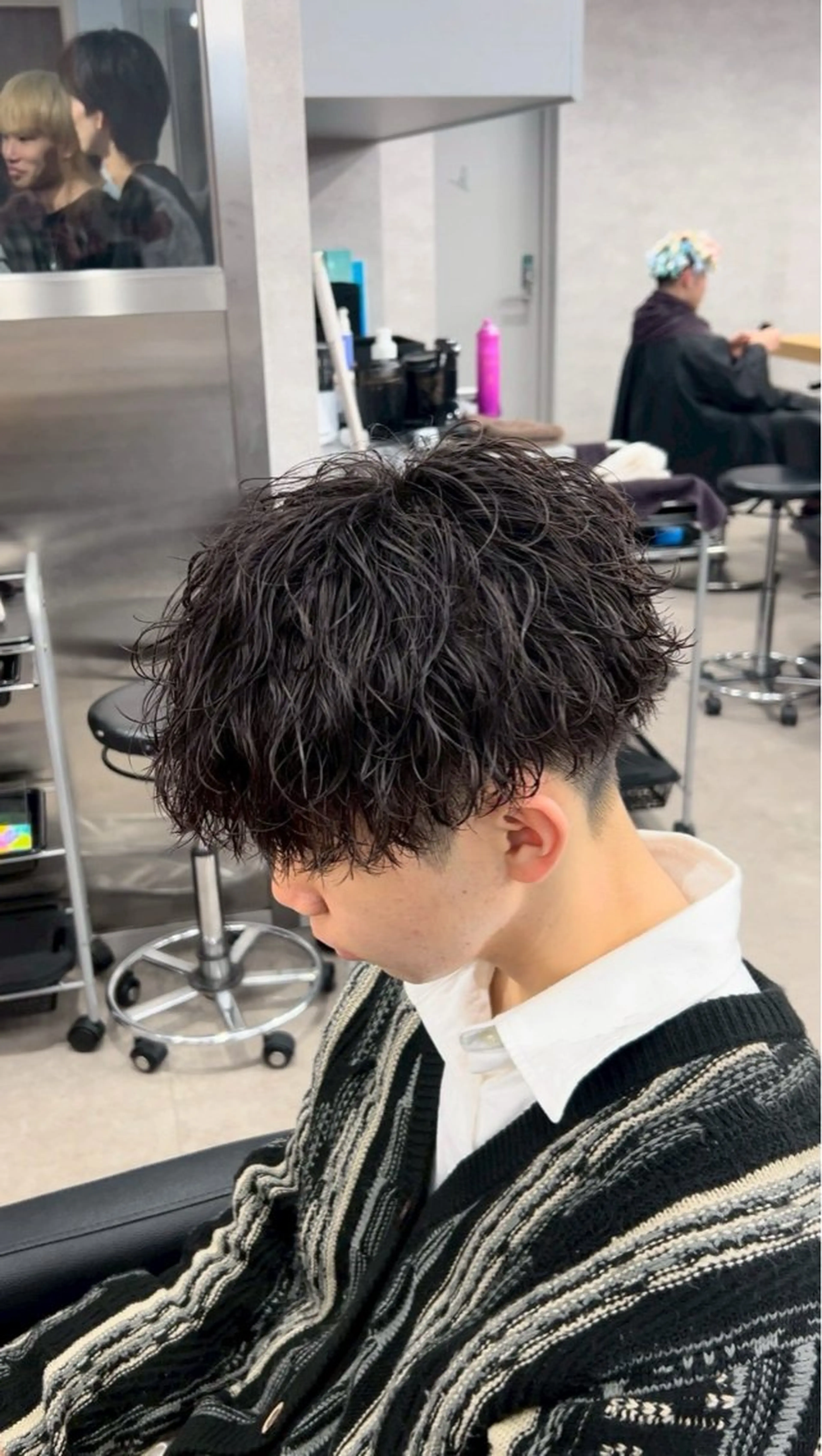 ショート カラー パーマ ヘアアレンジ メンズ キッズ アップバング センターパート メンズハイライト マッシュ メンズパーマ 福田 朝輝のヘアスタイル