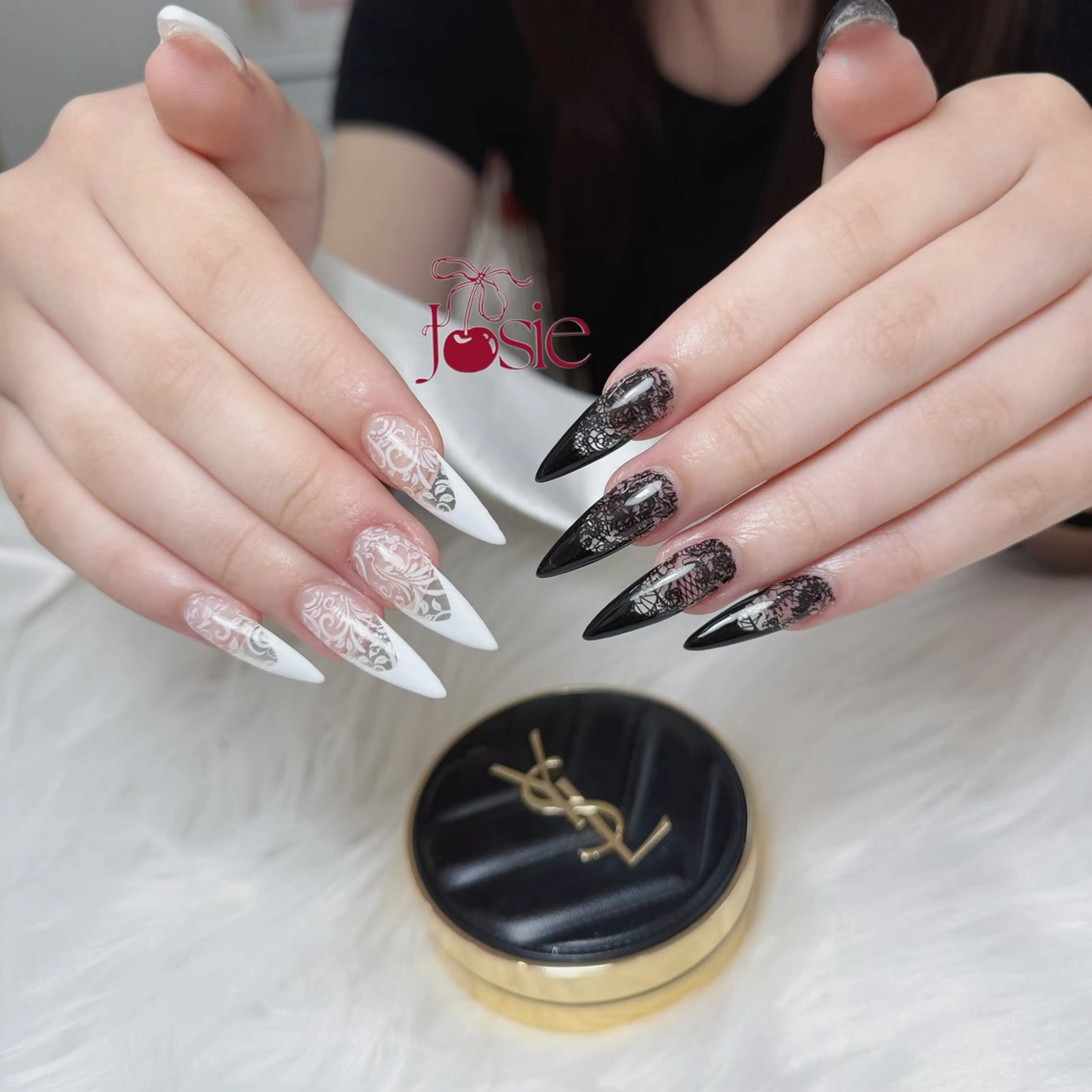 ネイル キラキラネイル 韓国ネイル 持ち込み ワンホンネイル JOSIE nail studioのネイルデザイン