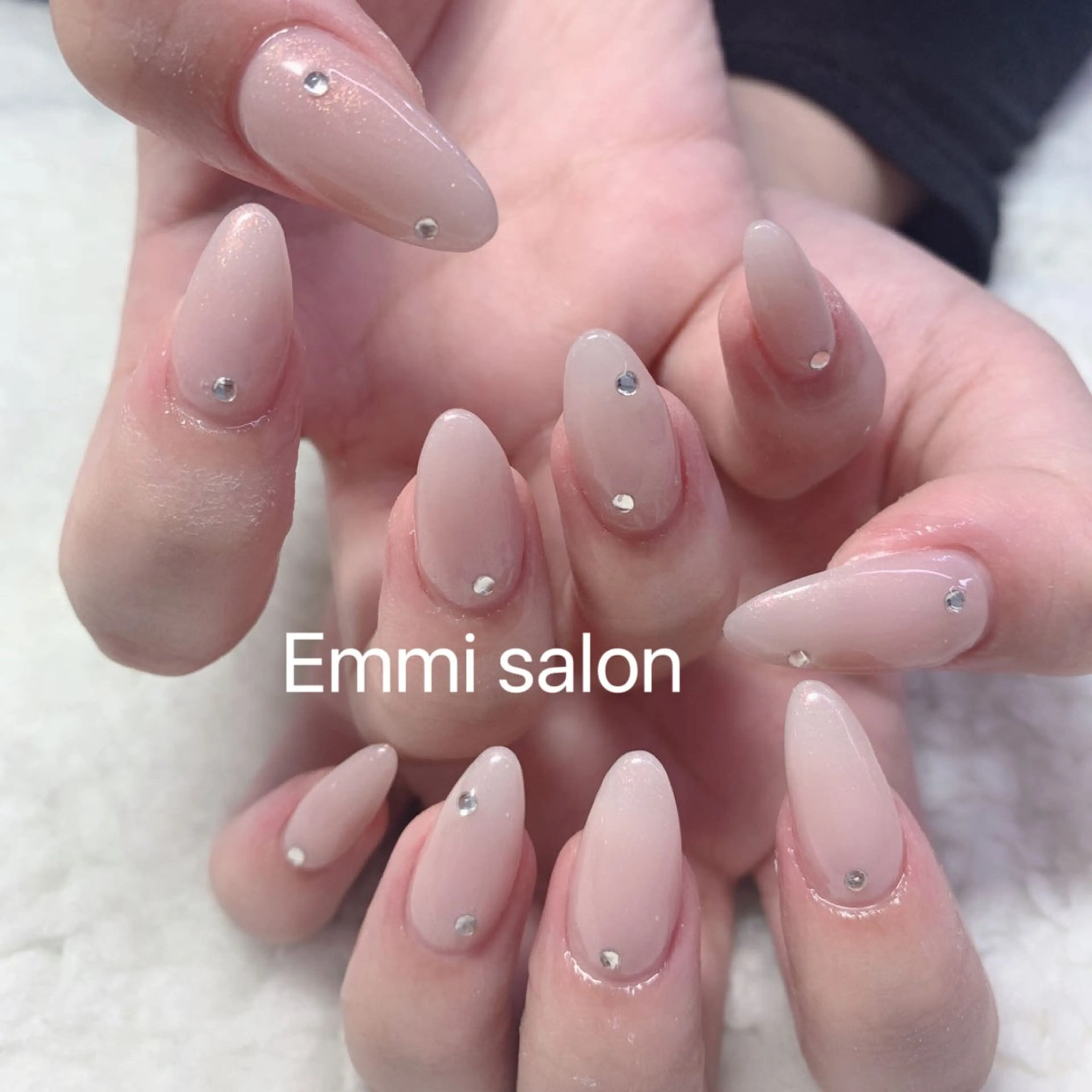 ネイル ワンカラーネイル スカルプネイル Emmi salonのネイルデザイン