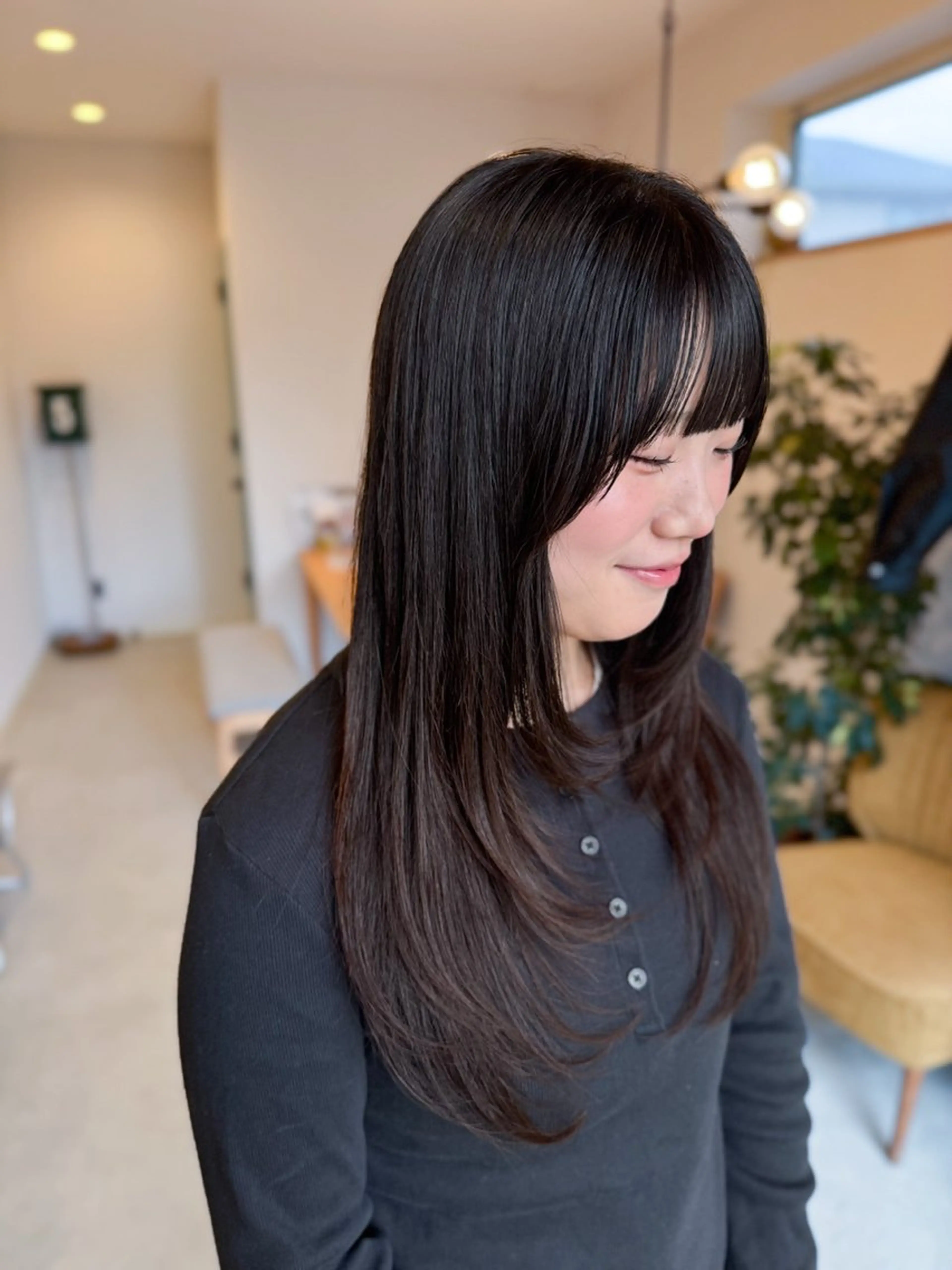 ロング ロングレイヤー レイヤーカット ロング カット トリートメント May hair【メイヘア】所属・サイトウ ヒトミ 【メイヘア】のヘアスタイル