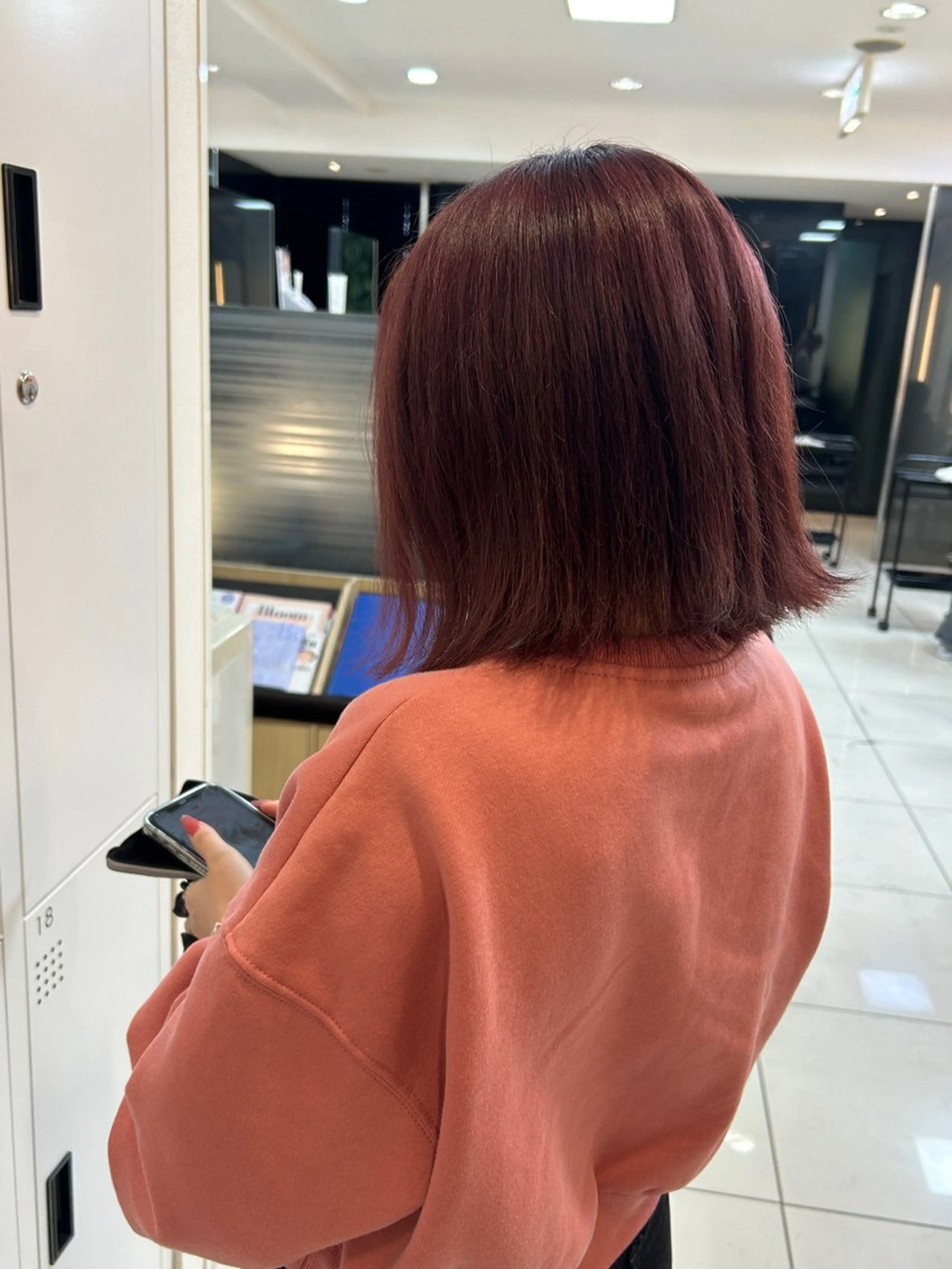 ミディアム レッドブラウン 外ハネヘア カット ヘアカラー カラーモデル募集中／ あかり🌷のヘアスタイル
