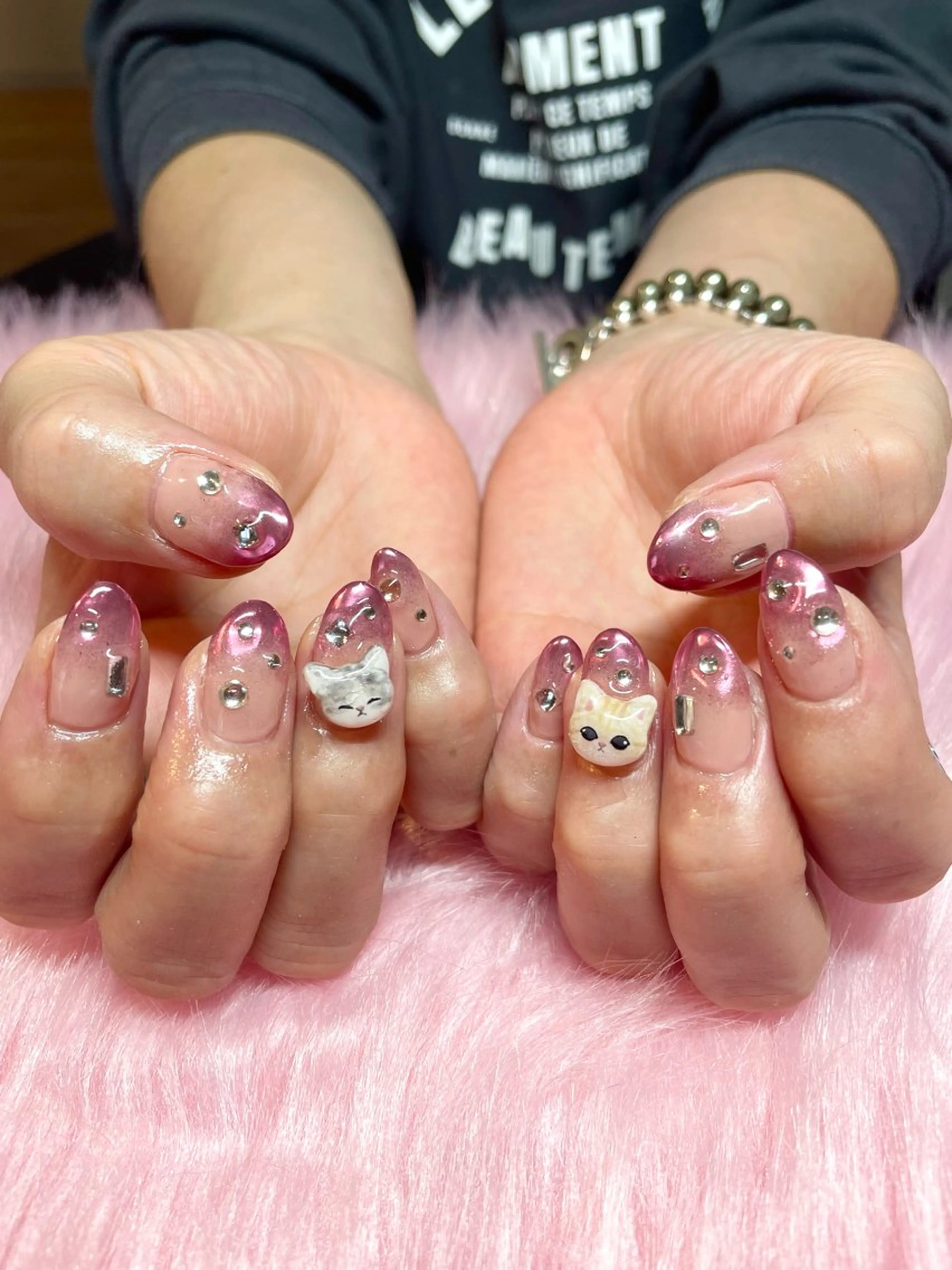 ネイル ハンドネイル Nail ヌシん家 AKANEのネイルデザイン