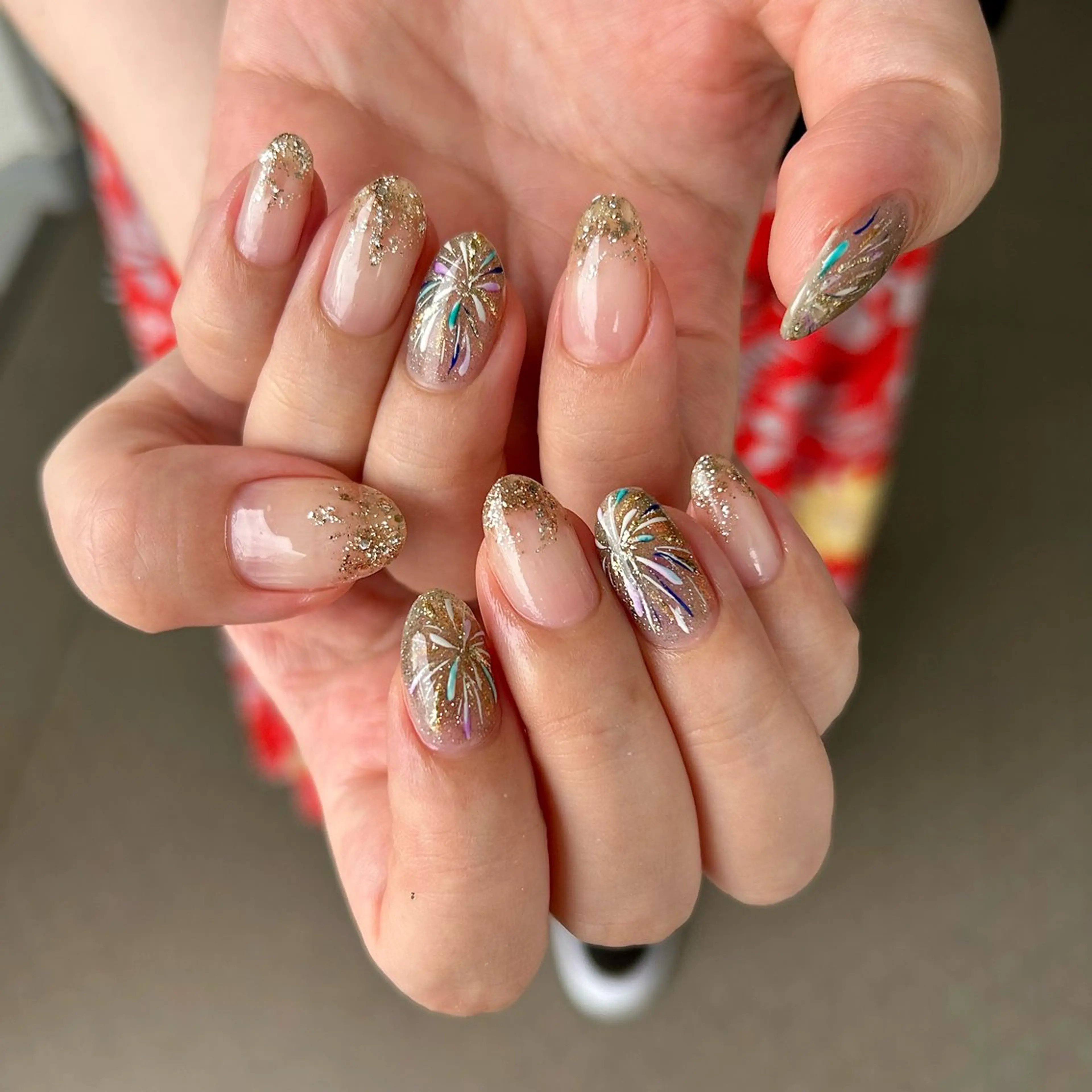 ネイル 夏ネイル ハンドネイル 《カメレオン》 西田美輝のヘアスタイル