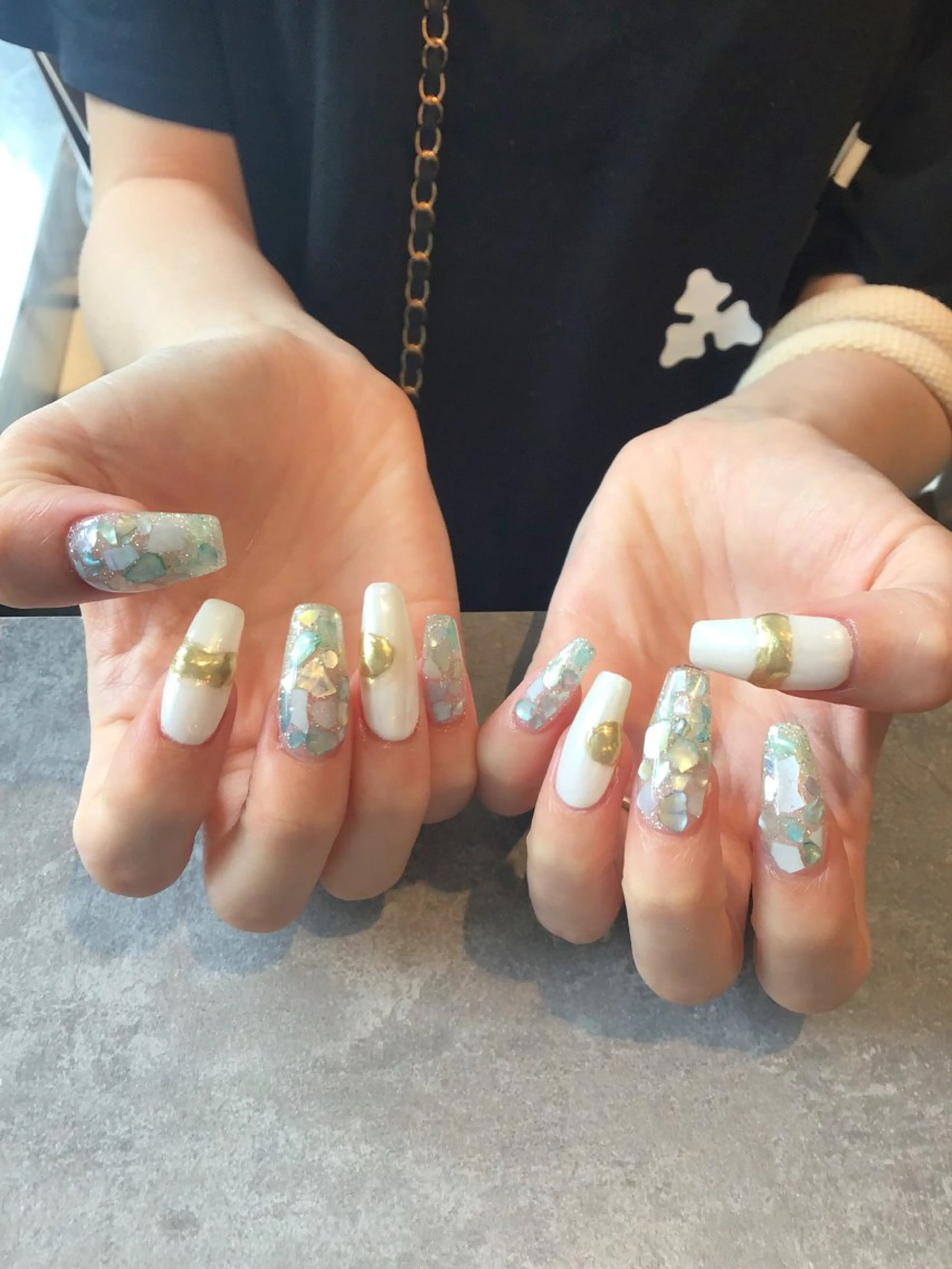 ネイル 持ち込み Nest 岩崎のネイルデザイン