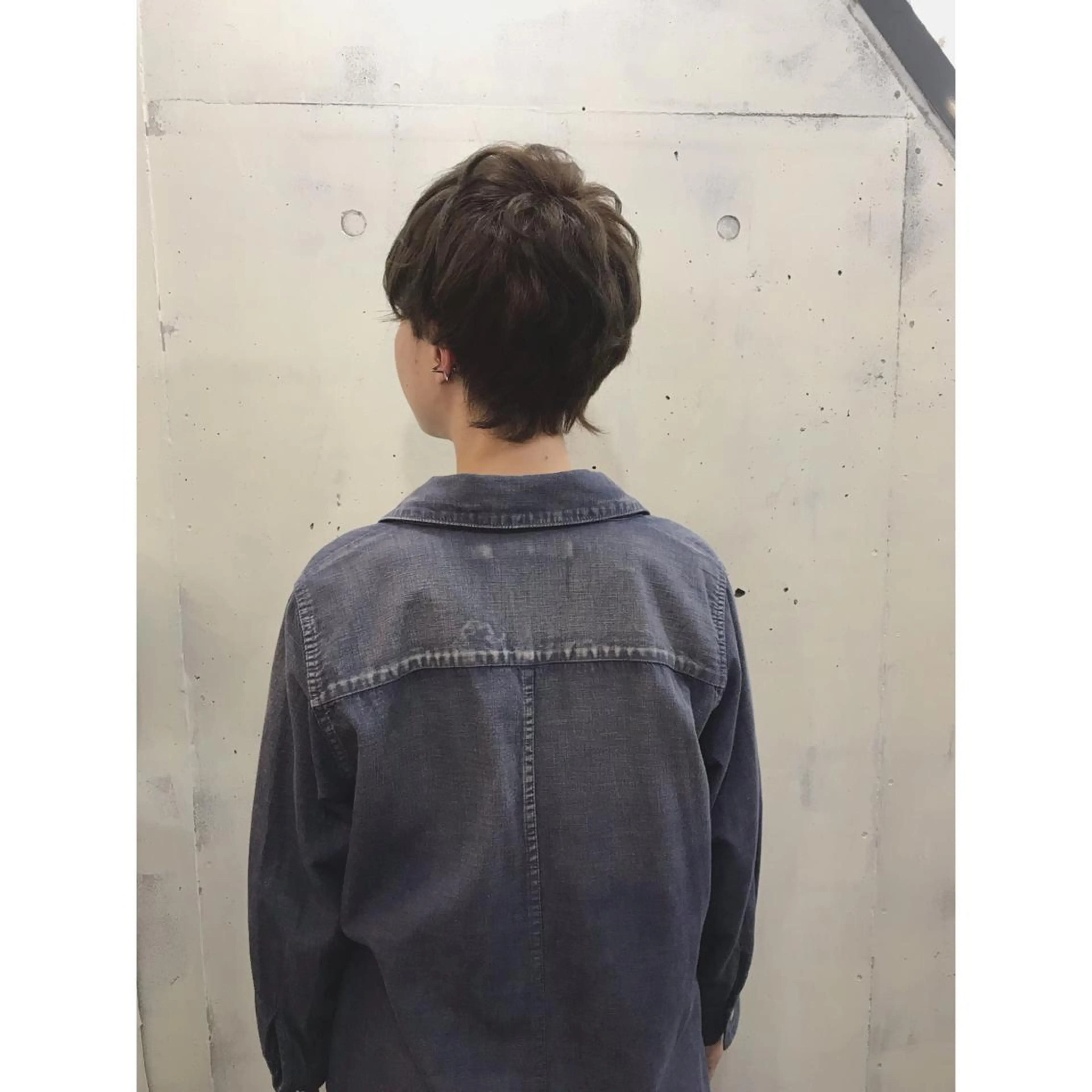 ショート カラー ベージュカラー ウルフカット マエダ　カズエ🫶 coronahairのヘアスタイル