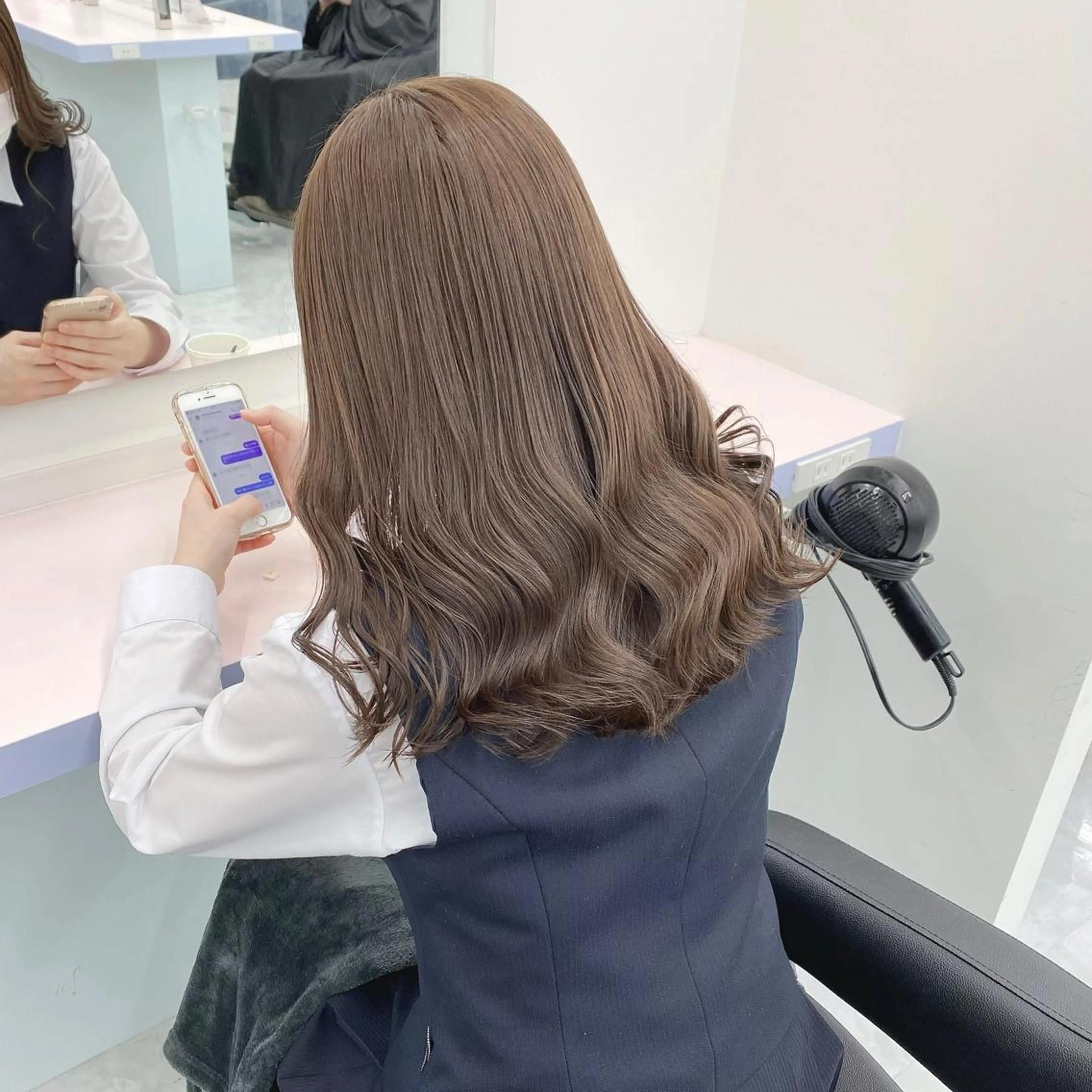 ロング カラー 💕コテ巻き風パーマ 💕KEIYA 💕のヘアスタイル