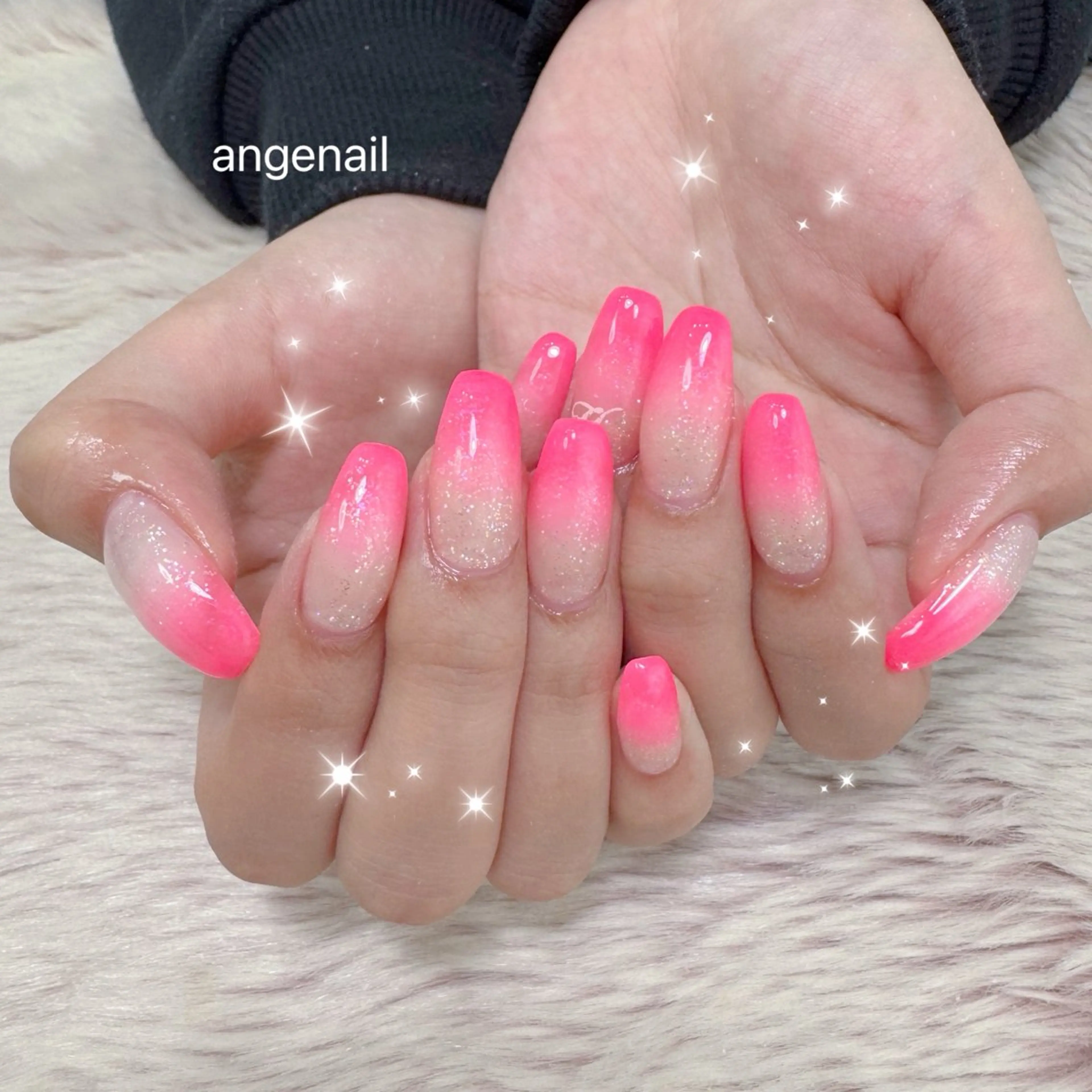 ネイル ハンドネイル オーナーネイリスト MAKIのネイルデザイン