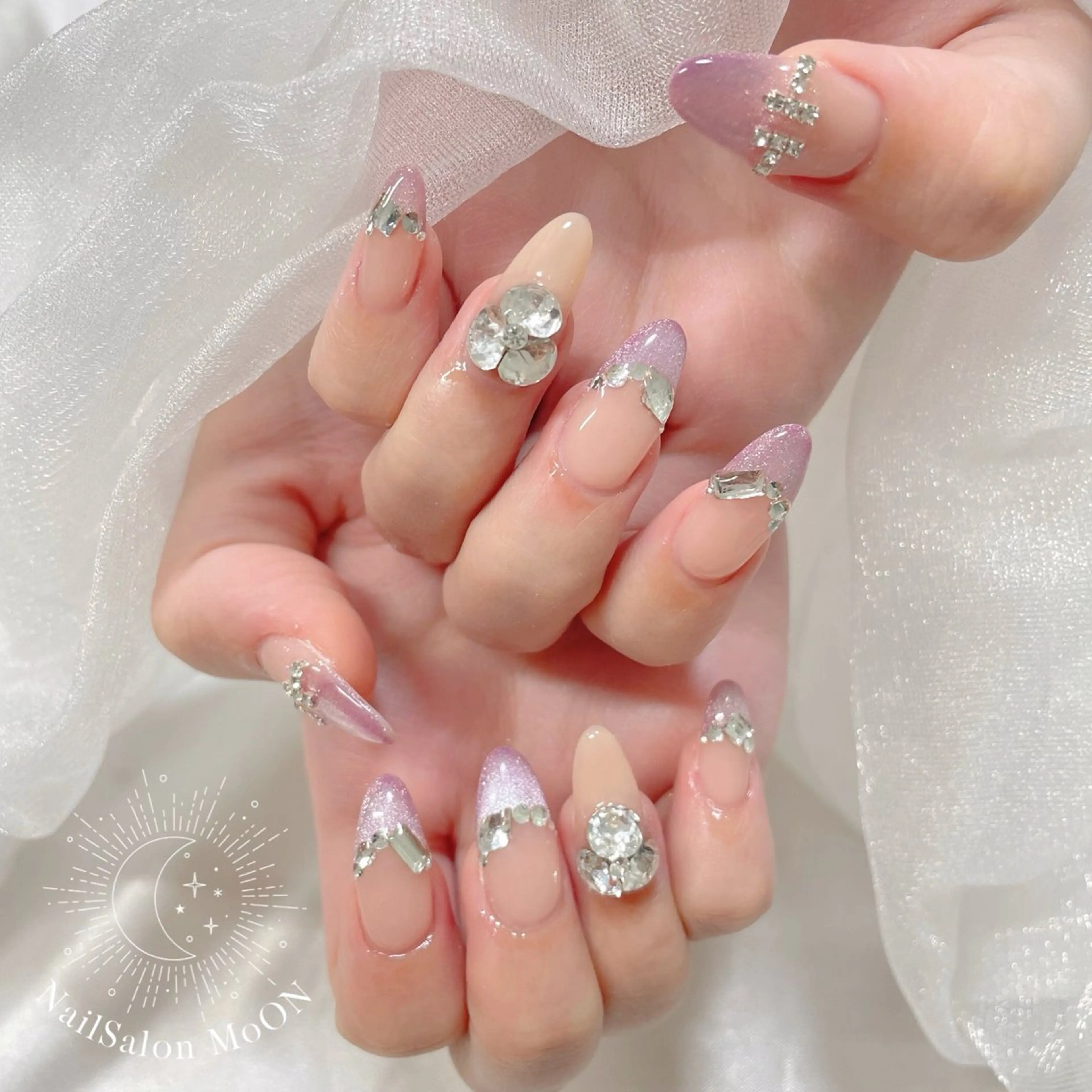 ネイル ハンドネイル ハンドケア MoON...❤︎ MeGuのネイルデザイン