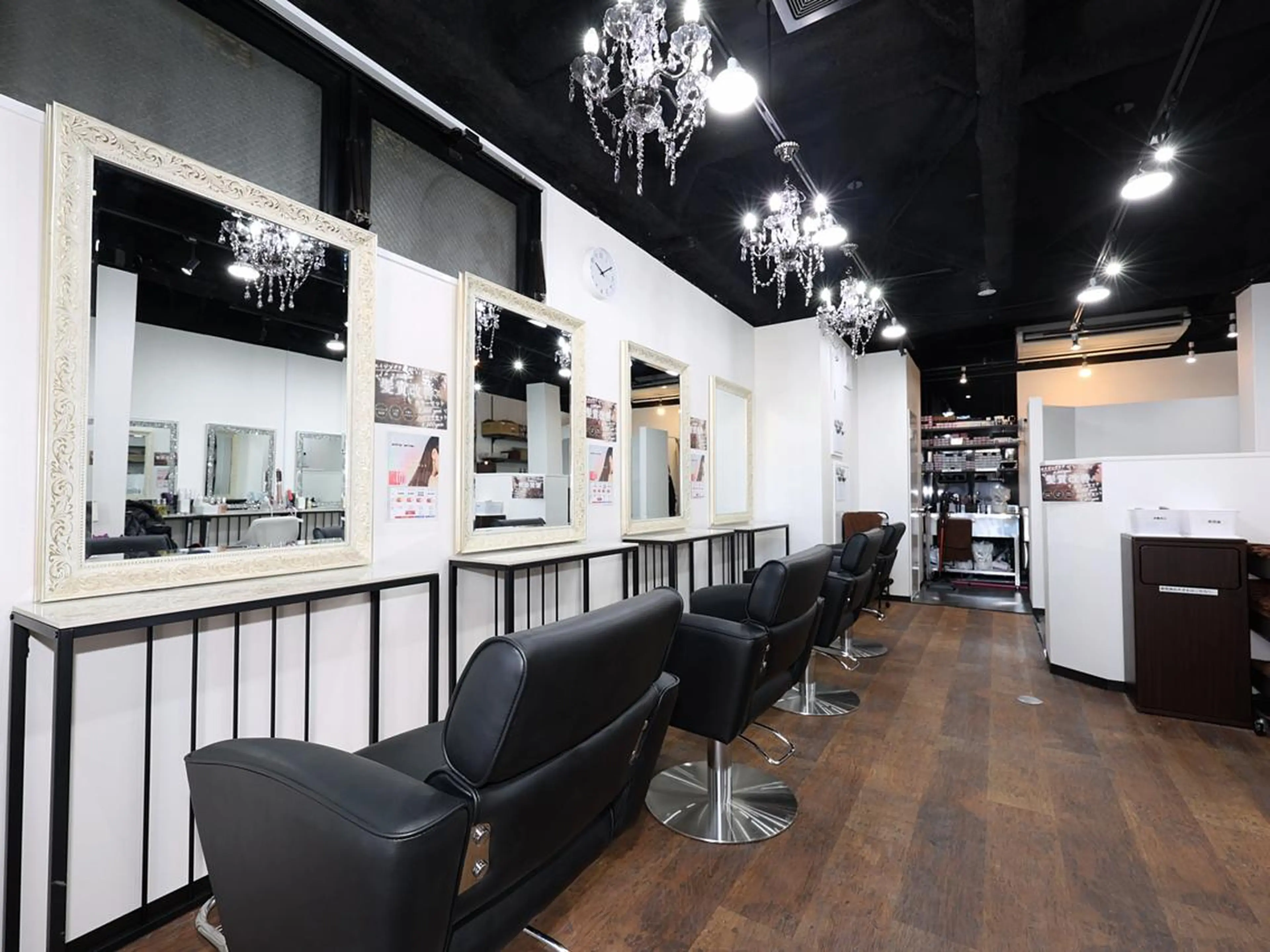 ミディアム カラー 白髪染め専門店 Recolorなおこのヘアスタイル