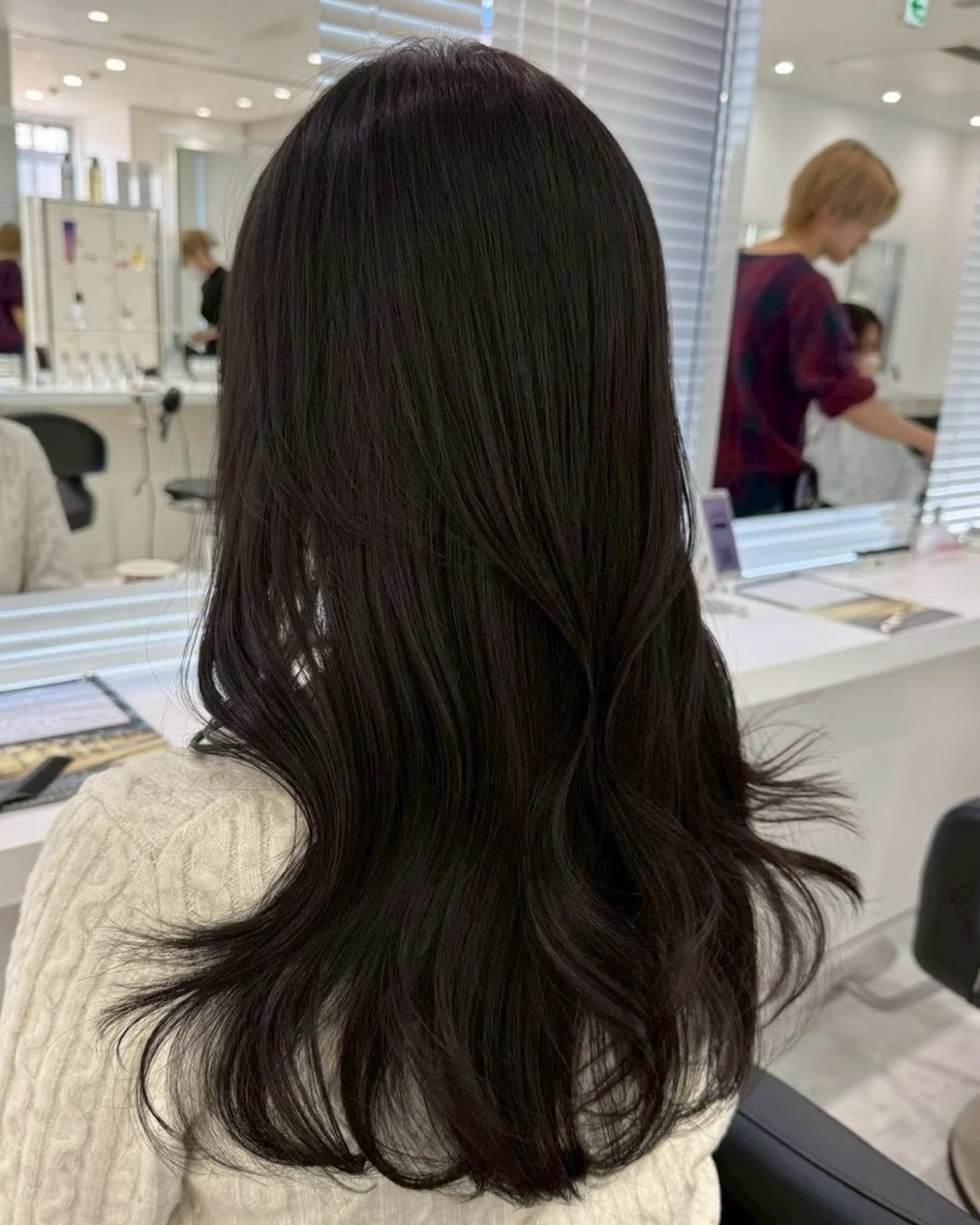 ロング ヘアカラー トリートメント 越智 海斗のヘアスタイル