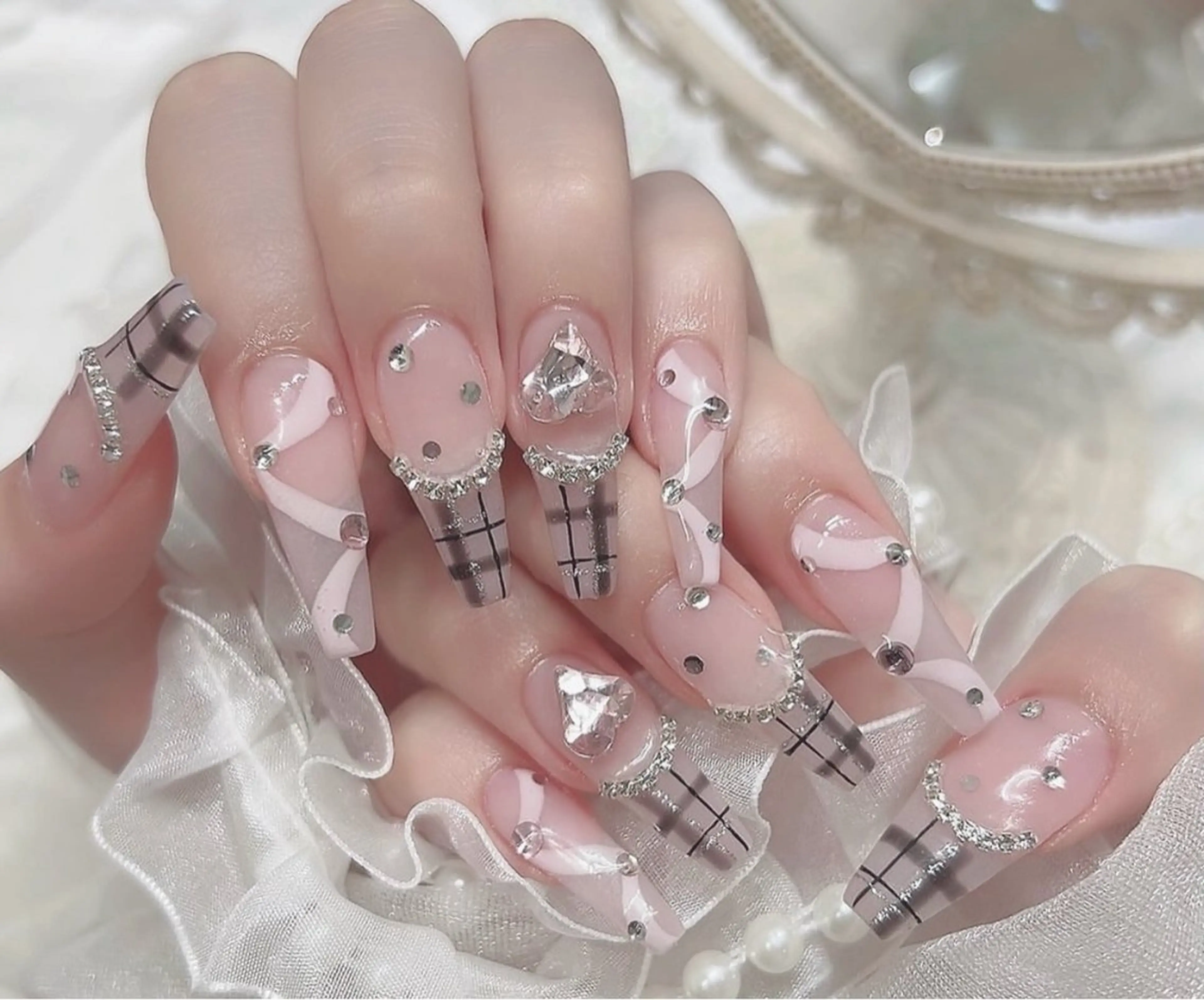 ネイル 韓国ネイル 持ち込み ニュアンスネイル ネイルチップ ハンドネイル TABI ANA.CHUOのネイルデザイン