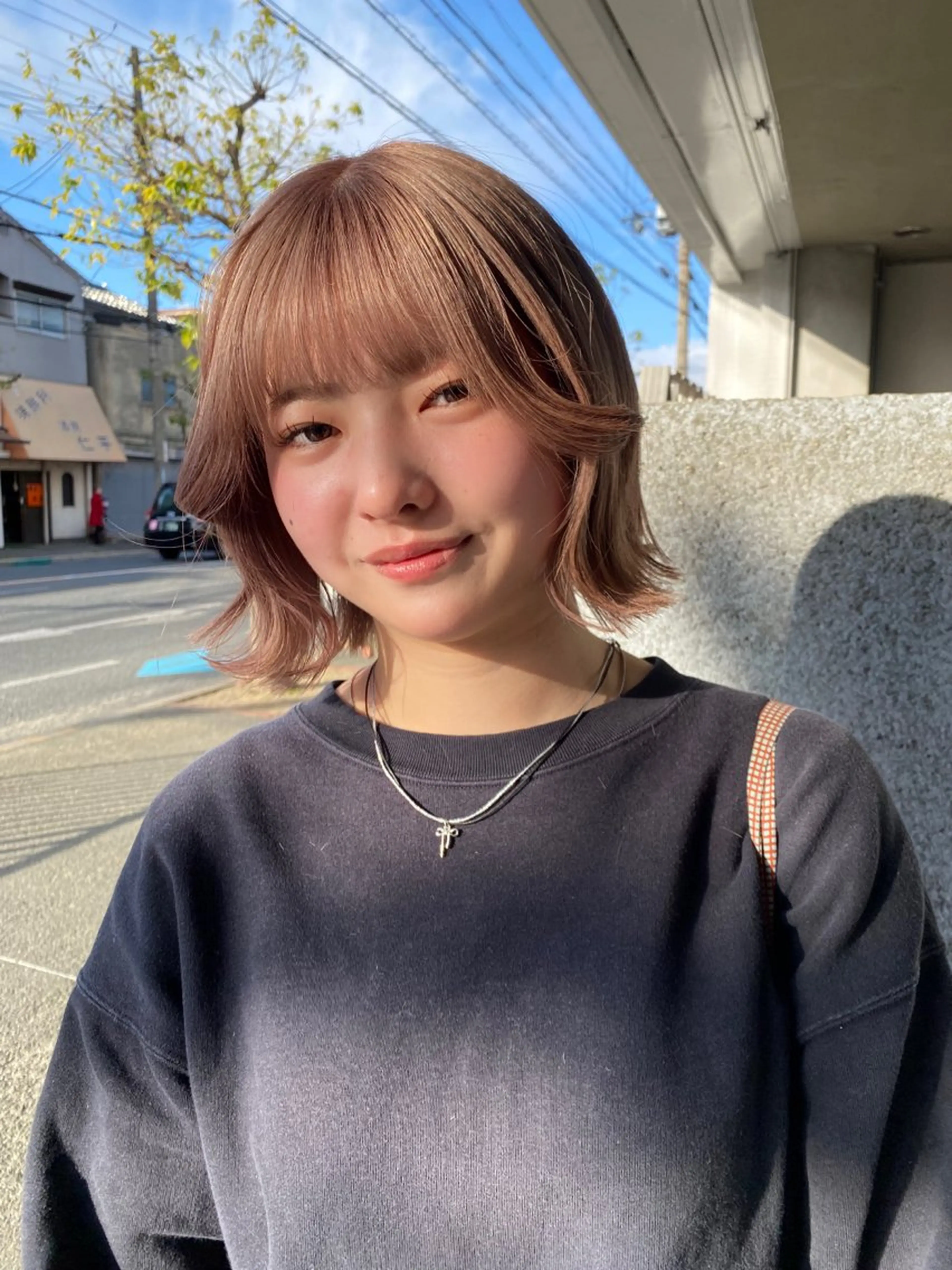 ミディアム レイヤーカット/ ダブルカラーサクライのヘアスタイル