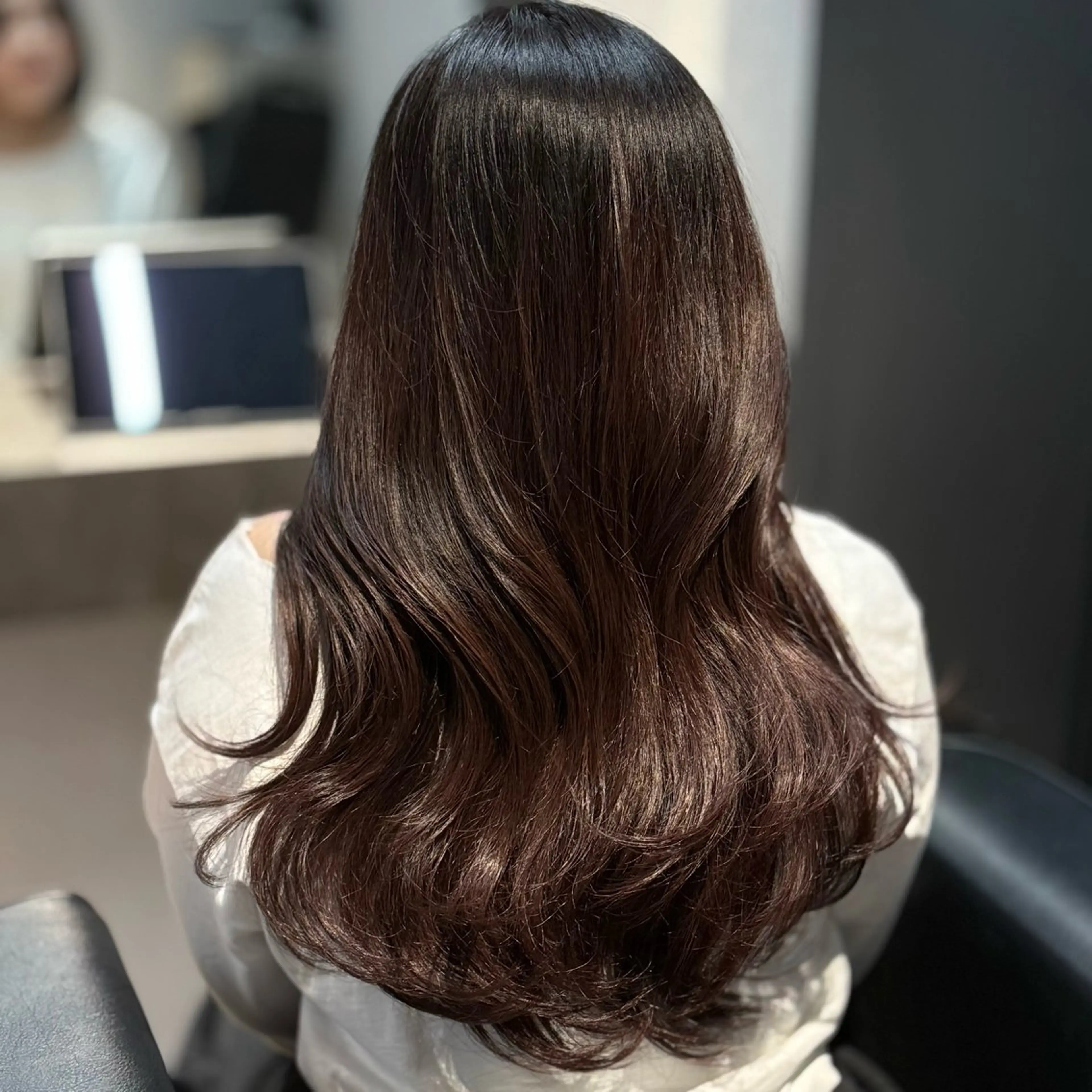 ロング カラー 黒髪 透明感カラー グレージュ オリーブカラー 髪質改善 ヘアカラー トリートメント 髪質改善Ⅰ透明感 艶カラーⅠたつやのヘアスタイル