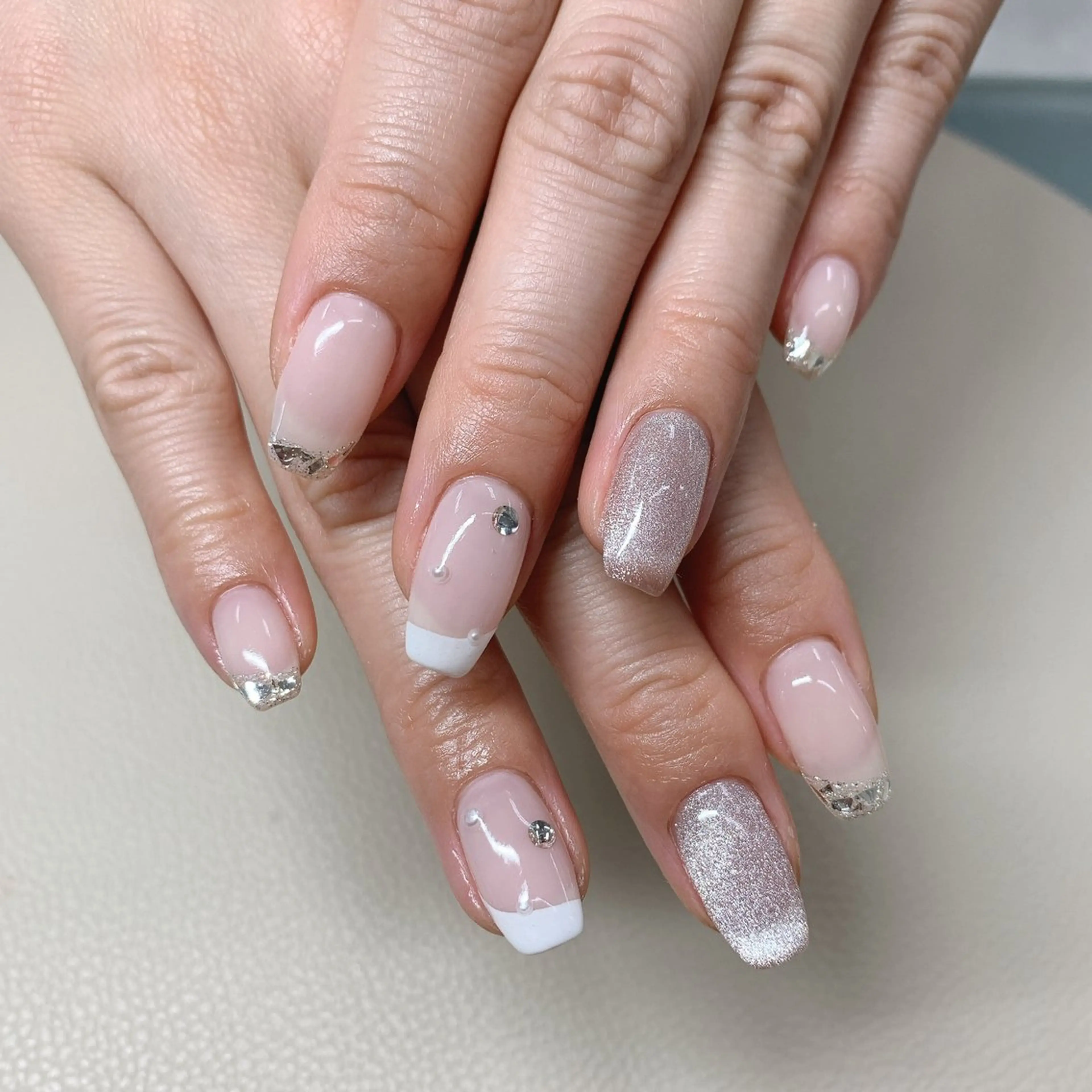 ネイル フレンチネイル マグネットネイル SHIGE . 【パラジェル取扱店】のネイルデザイン