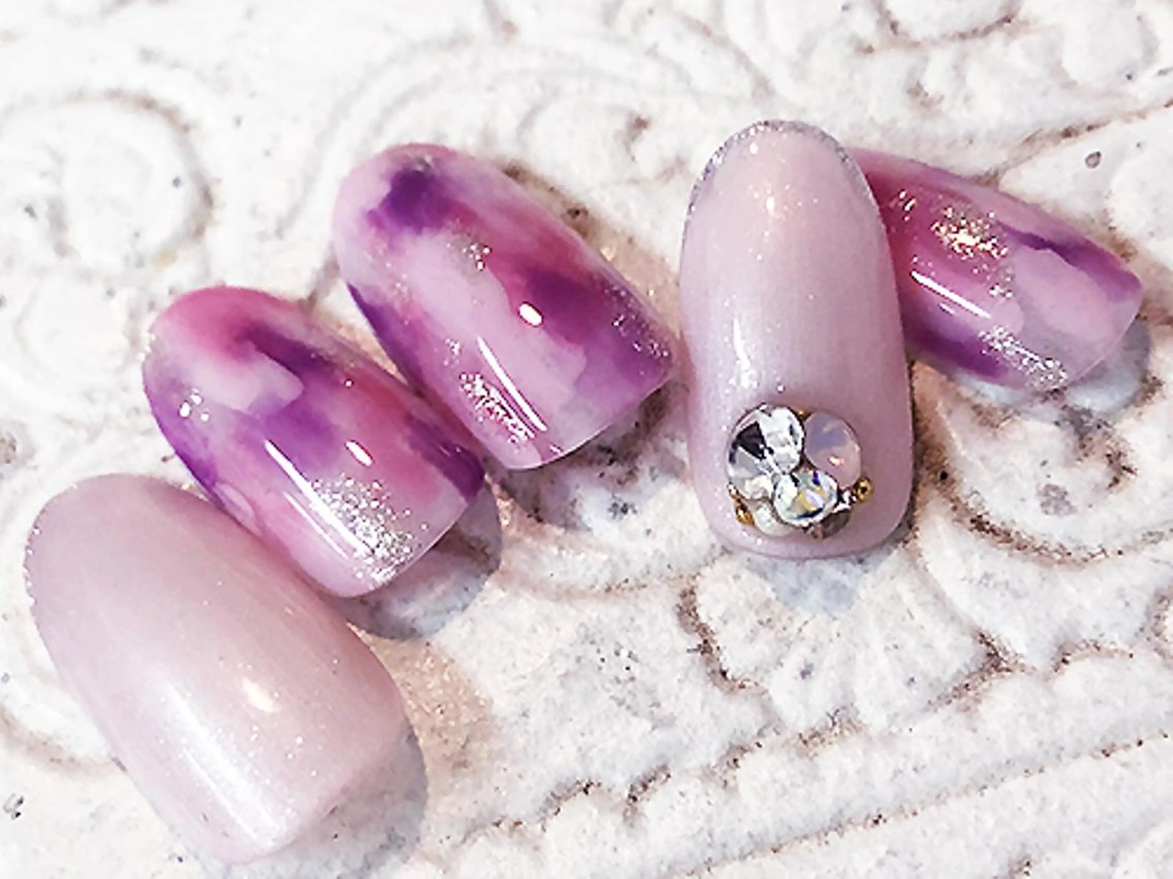 ネイル ネイルサロン レアリッチのネイルデザイン