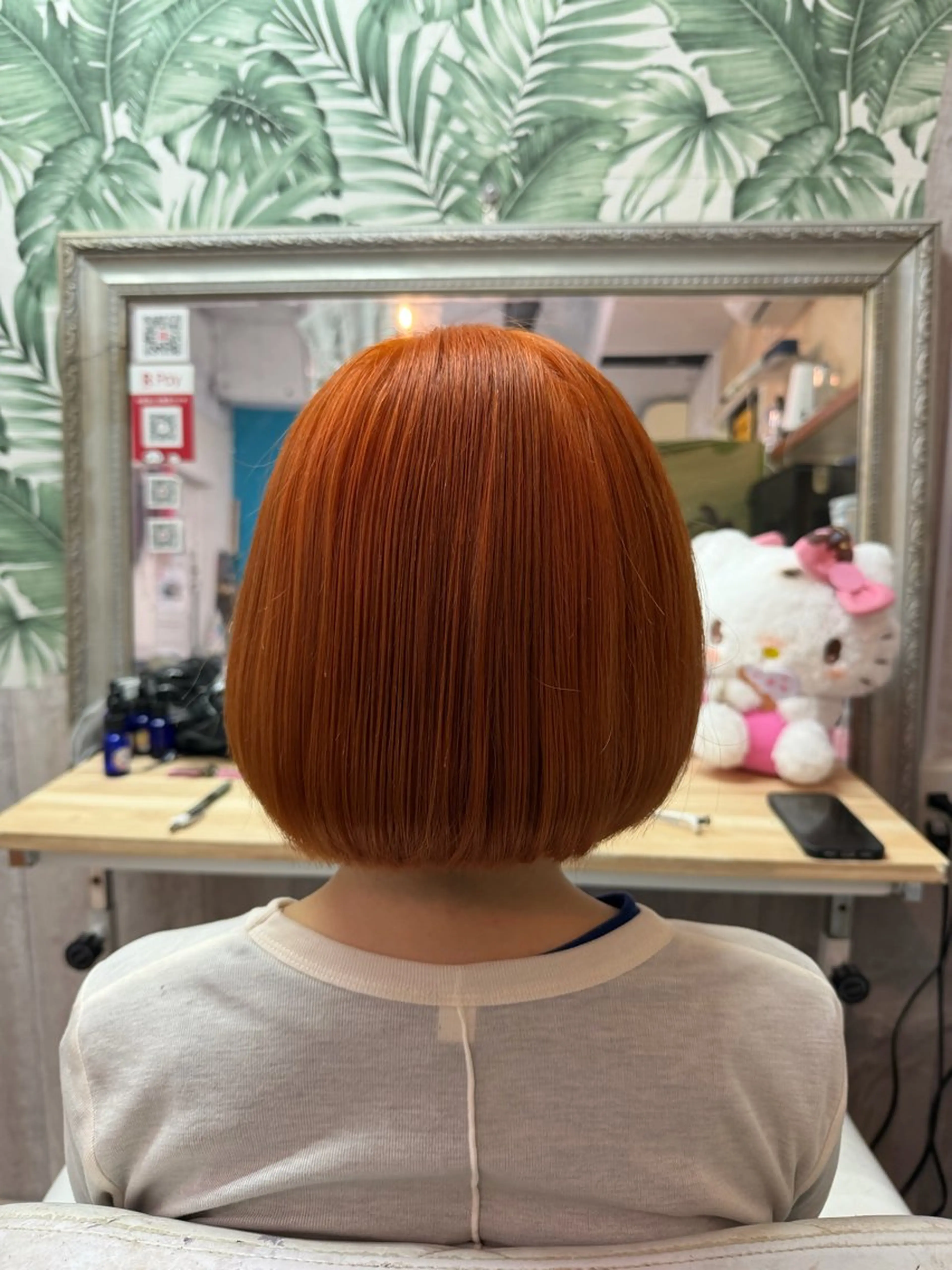 カラー ダブルカラー 川本 葵のヘアスタイル