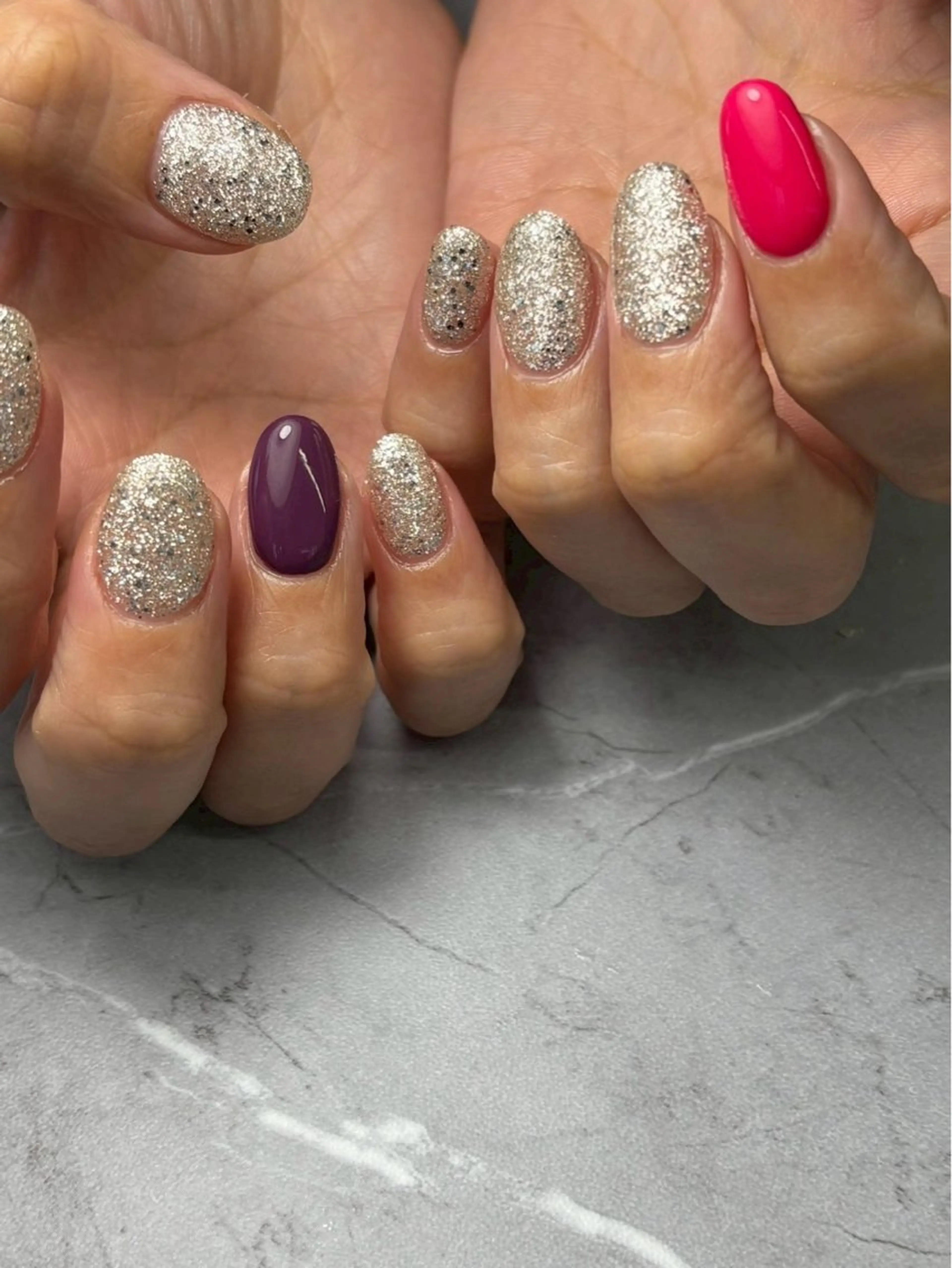 ネイル 【UNE.】 長さだしフィルインのネイルデザイン