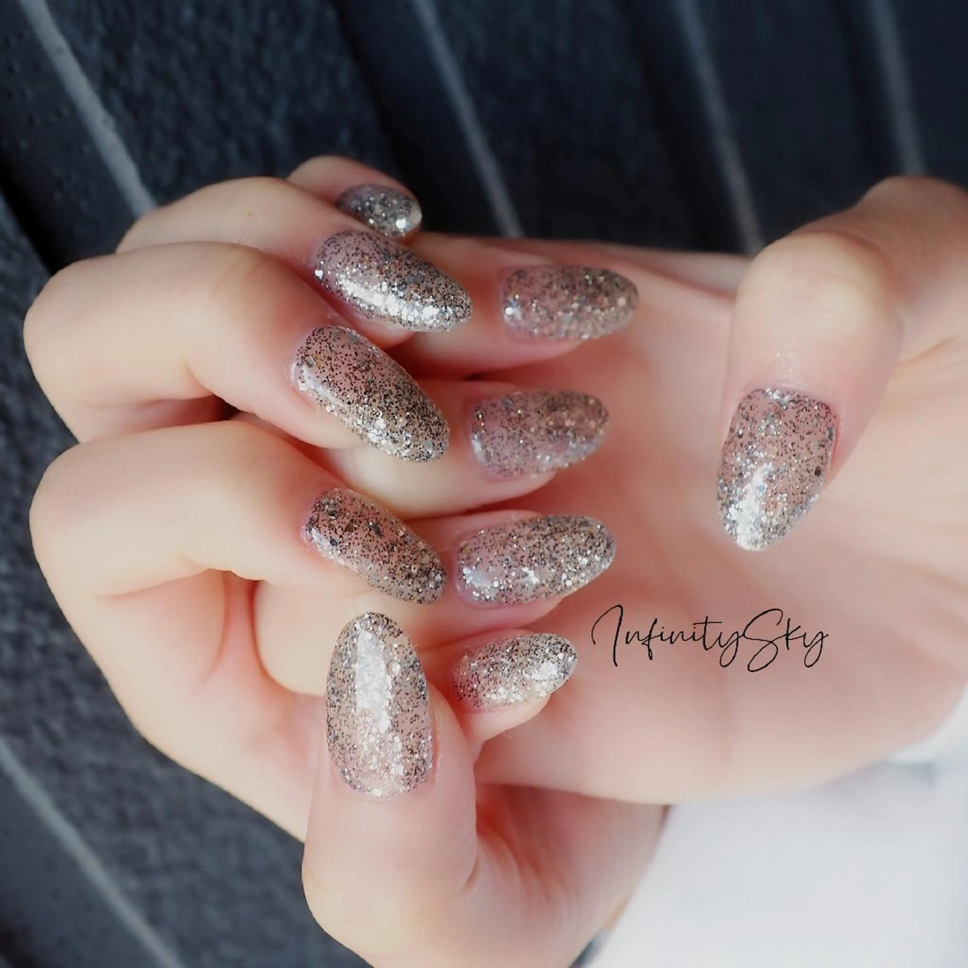 ネイル ラメ(グリッター) ハンドネイル infinity skyのネイルデザイン