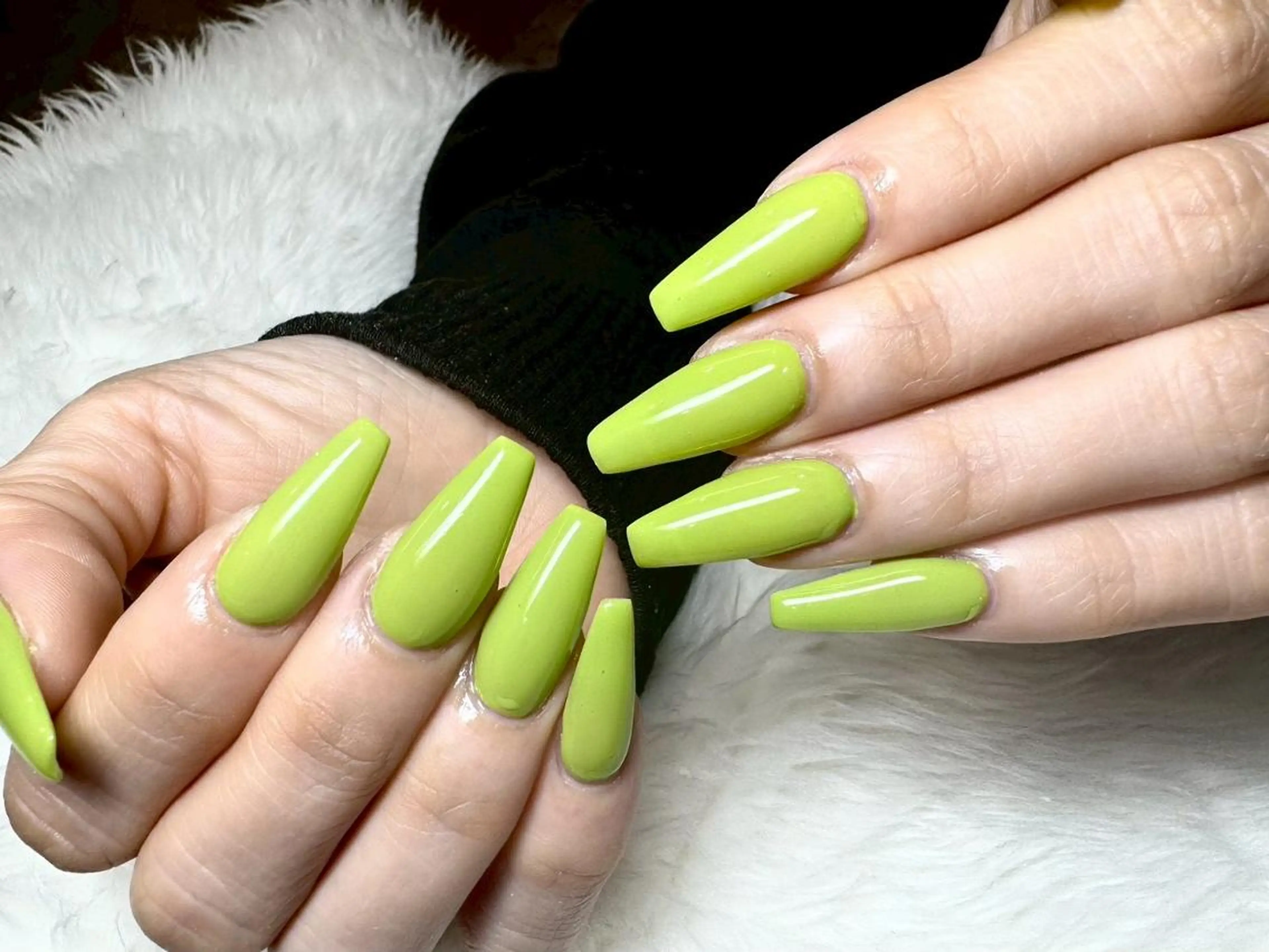 【練習モデル】オフ込み❤️ワンカラーorラメグラデーション🩷〔⚠️備考欄必読⚠️〕の写真