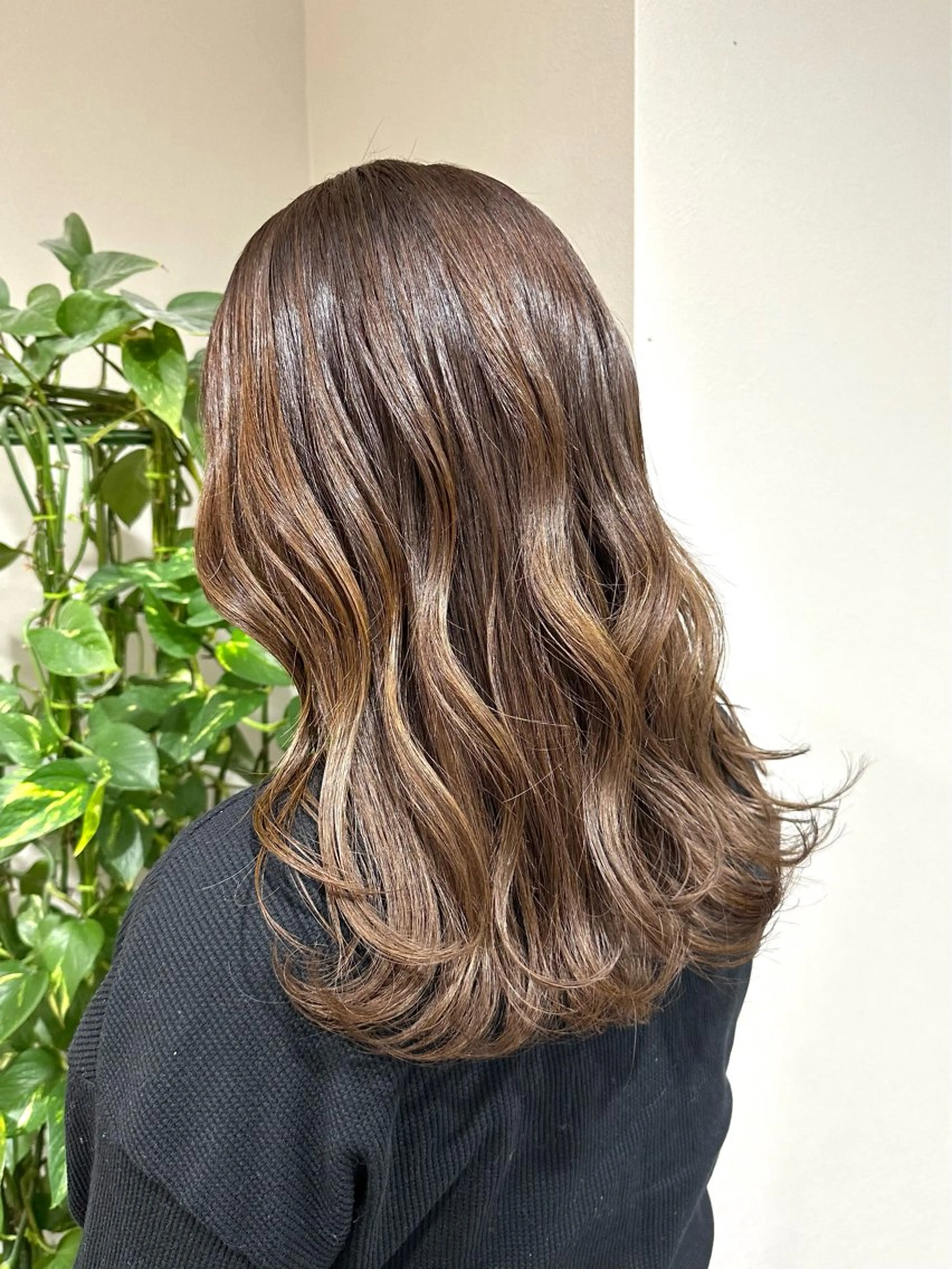 セミロング カラー ベージュカラー ミルクティーベージュ カット ヘアカラー BRANCHÉ小牧/ 西尾 美月のヘアスタイル