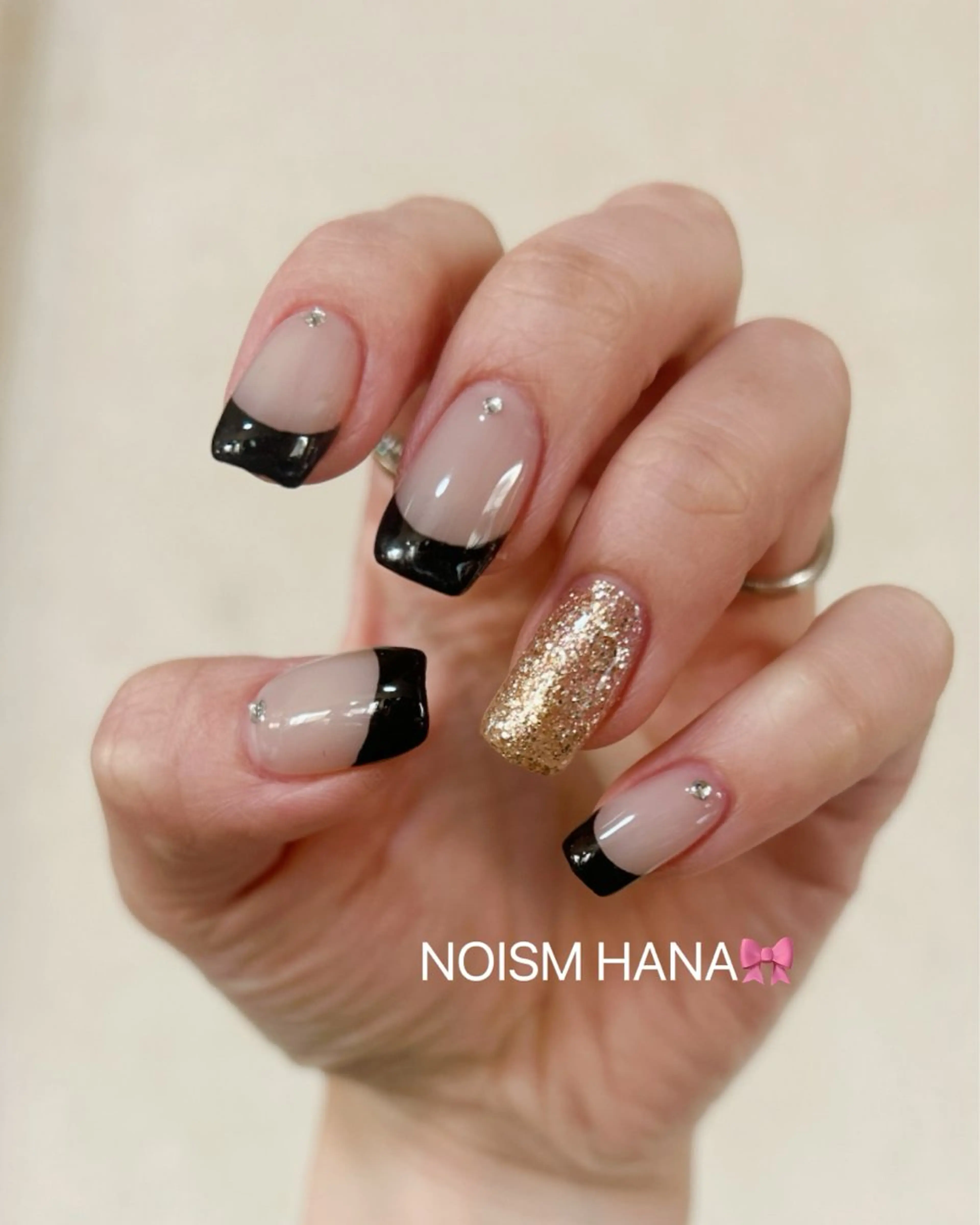 ネイル グラデーション キラキラネイル 韓国ネイル マグネットネイル ニュアンスネイル ハンドネイル 🎀大人nail /NOISMはな🎀のネイルデザイン