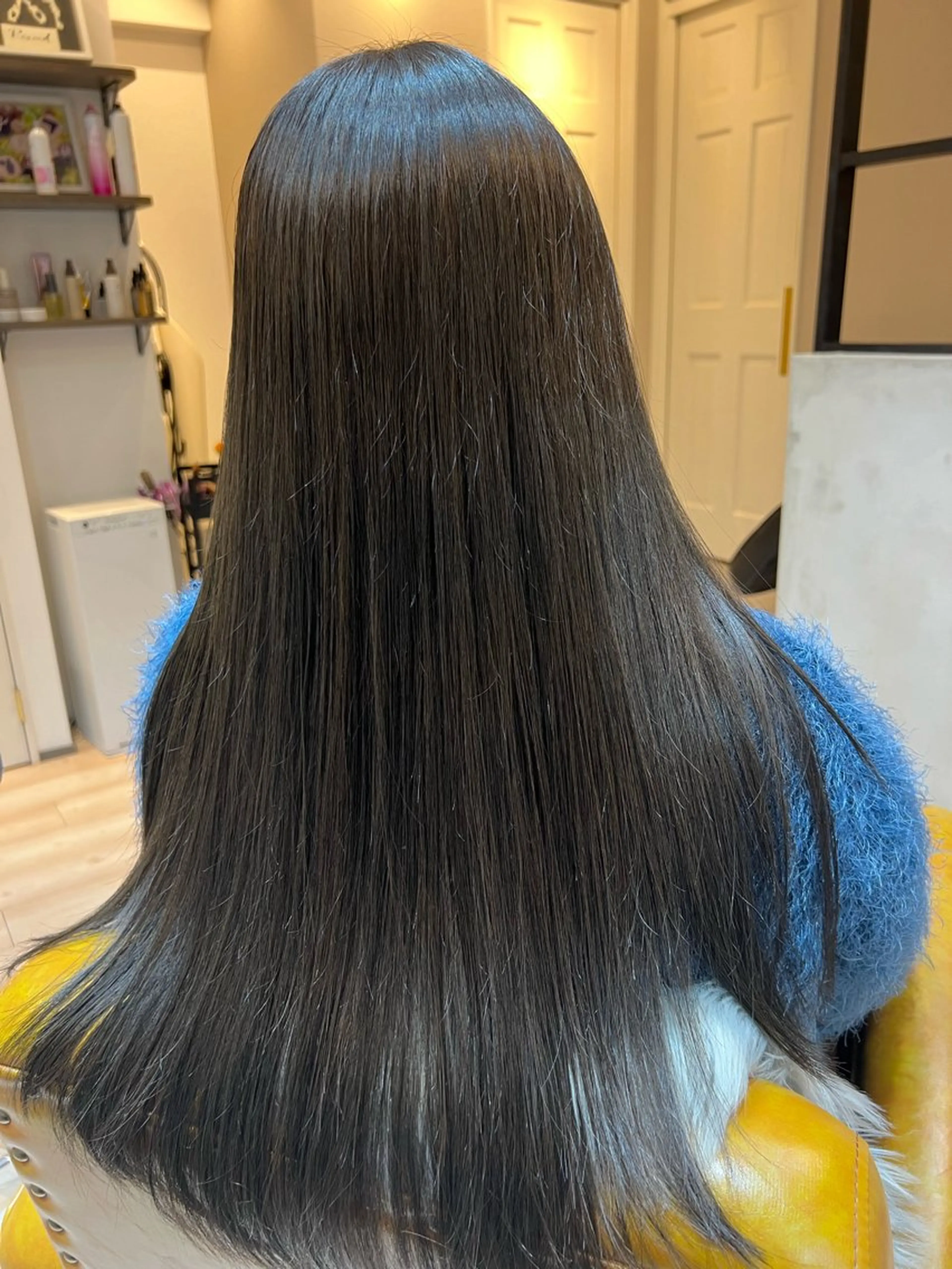 ロング 小山 ヨシタカのヘアスタイル