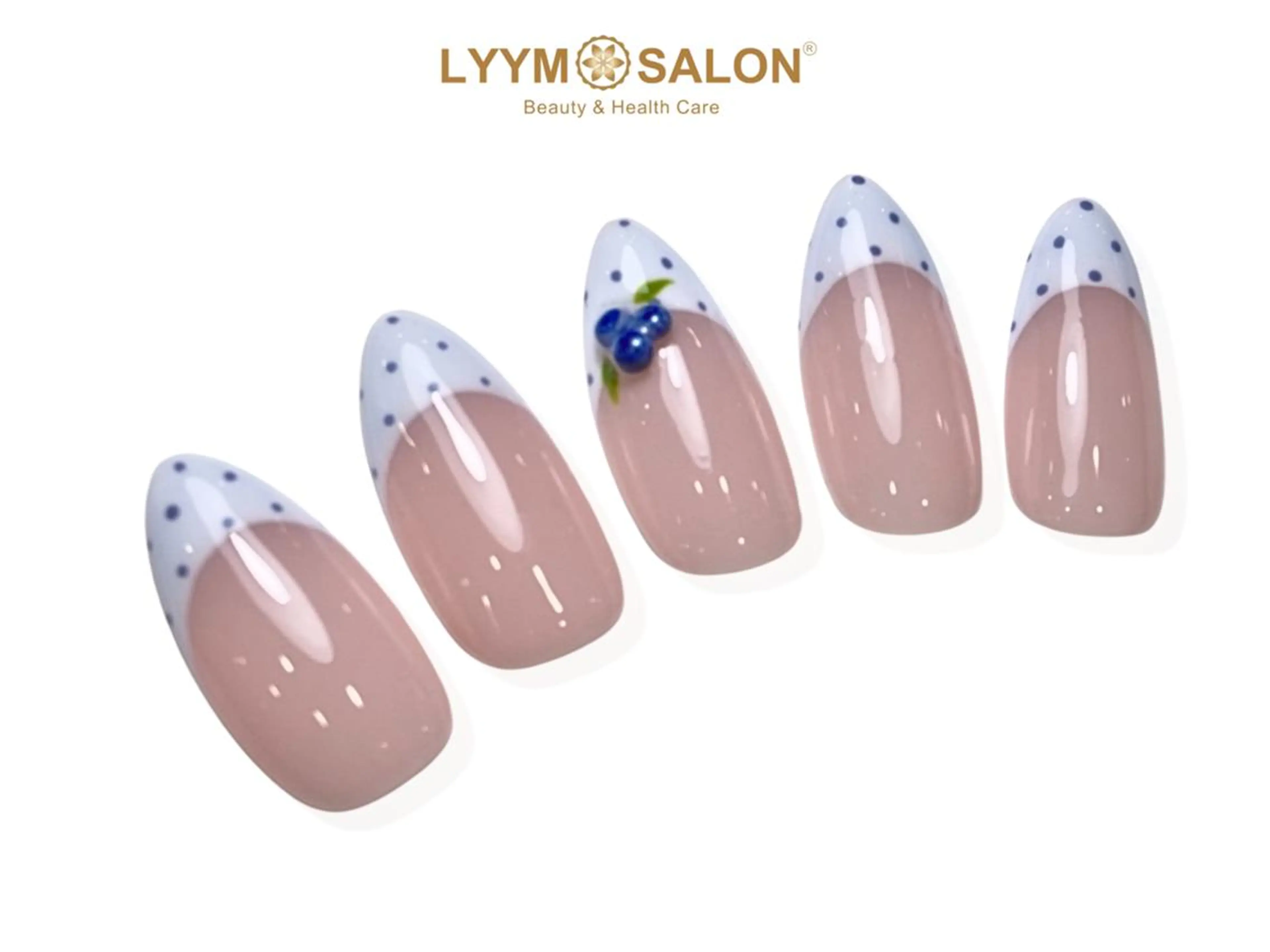 ネイル アートネイル ブルー ドット フレンチネイル ガーリー ハンドネイル ハンドケア LYYM Salon Miraのネイルデザイン