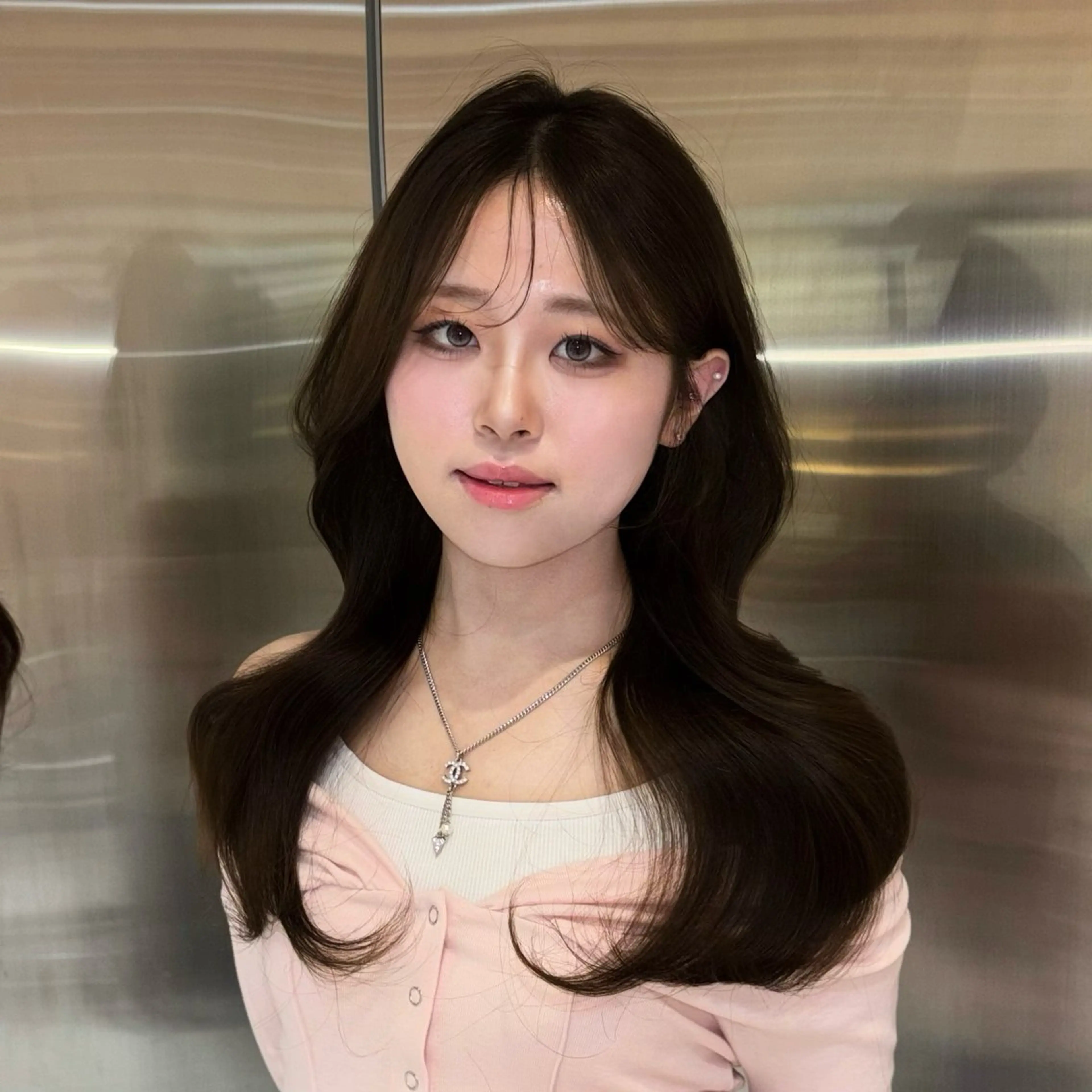 ロング カラー ヘアアレンジ 透明感カラー 韓国風ヘア レイヤーカット ワンホンヘア ヘアカラー トリートメント 韓国ボブ/髪質改善 /新宿/Rumiのヘアスタイル