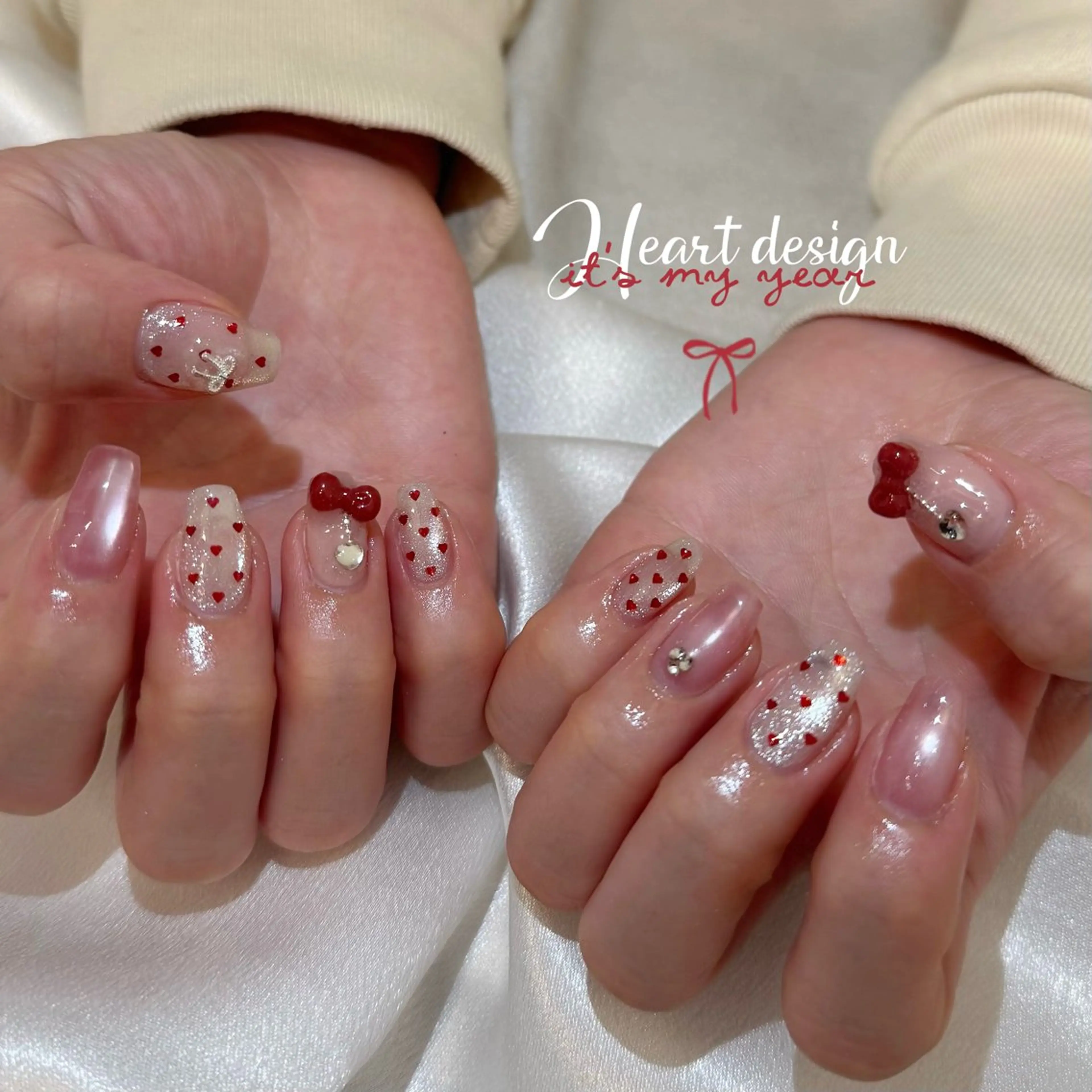 ネイル ハンドネイル シュシュ 🎀 girly nailのネイルデザイン