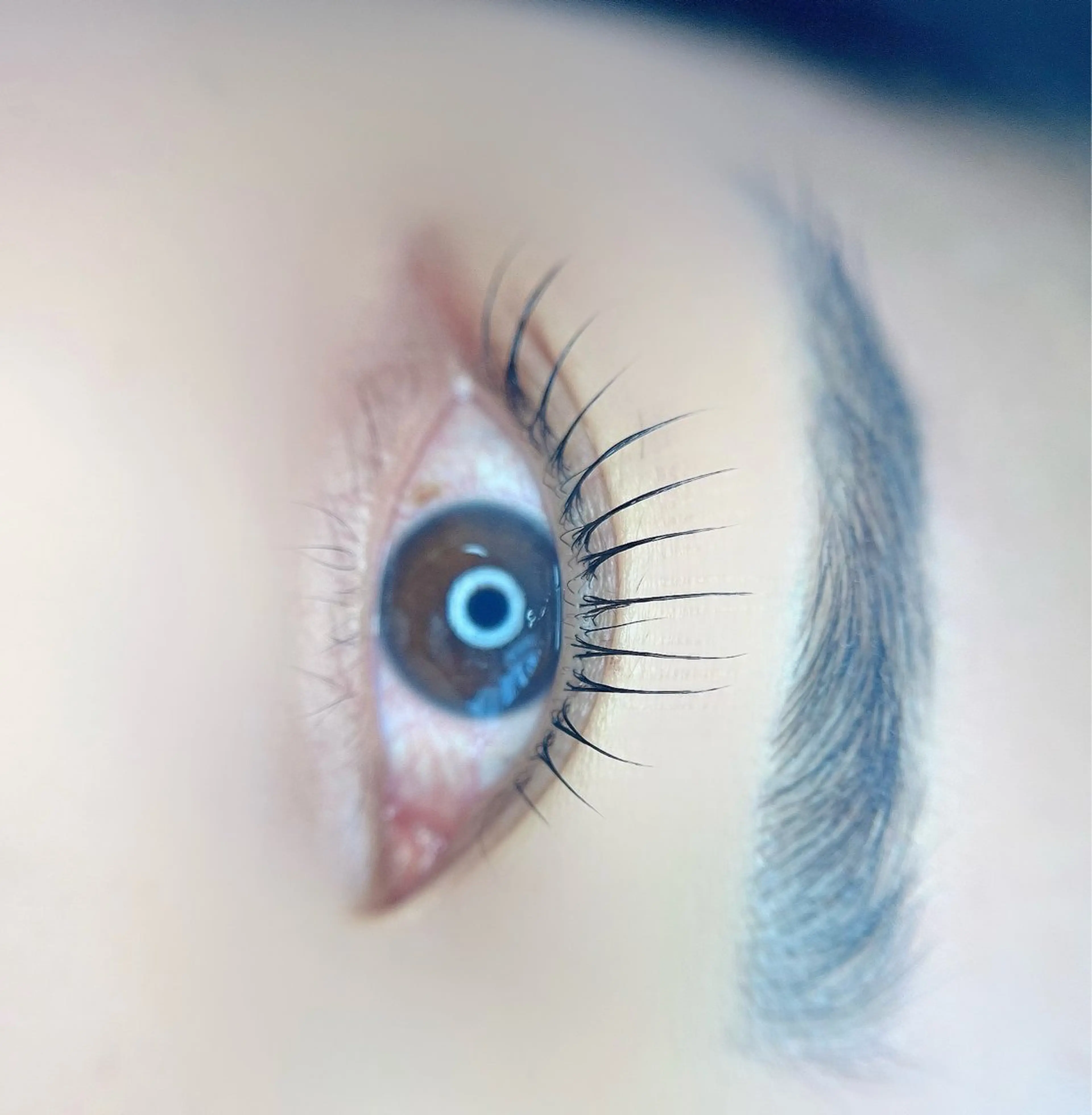 マツエク・マツパ un par unの眉毛・アイブロウイメージ